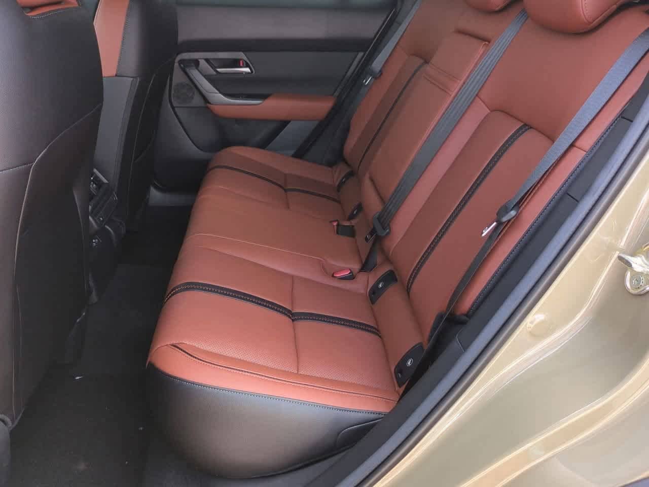 Thumbnail: 2025 Mazda CX-50 - 18