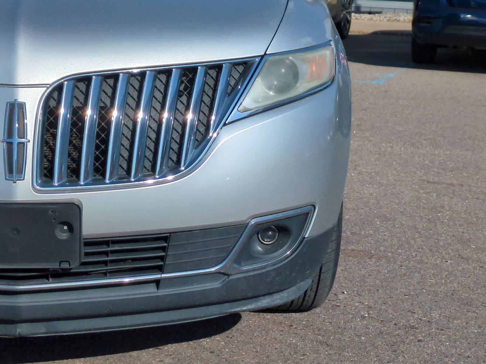 Thumbnail: 2011 Lincoln MKX - 10