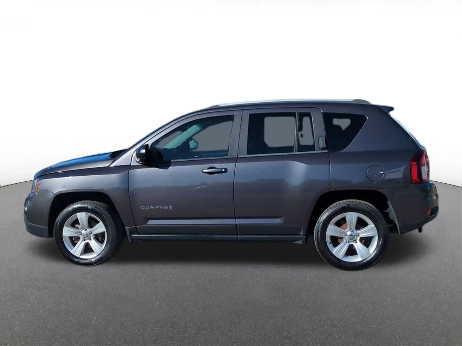 Thumbnail: 2015 Jeep Compass - 3