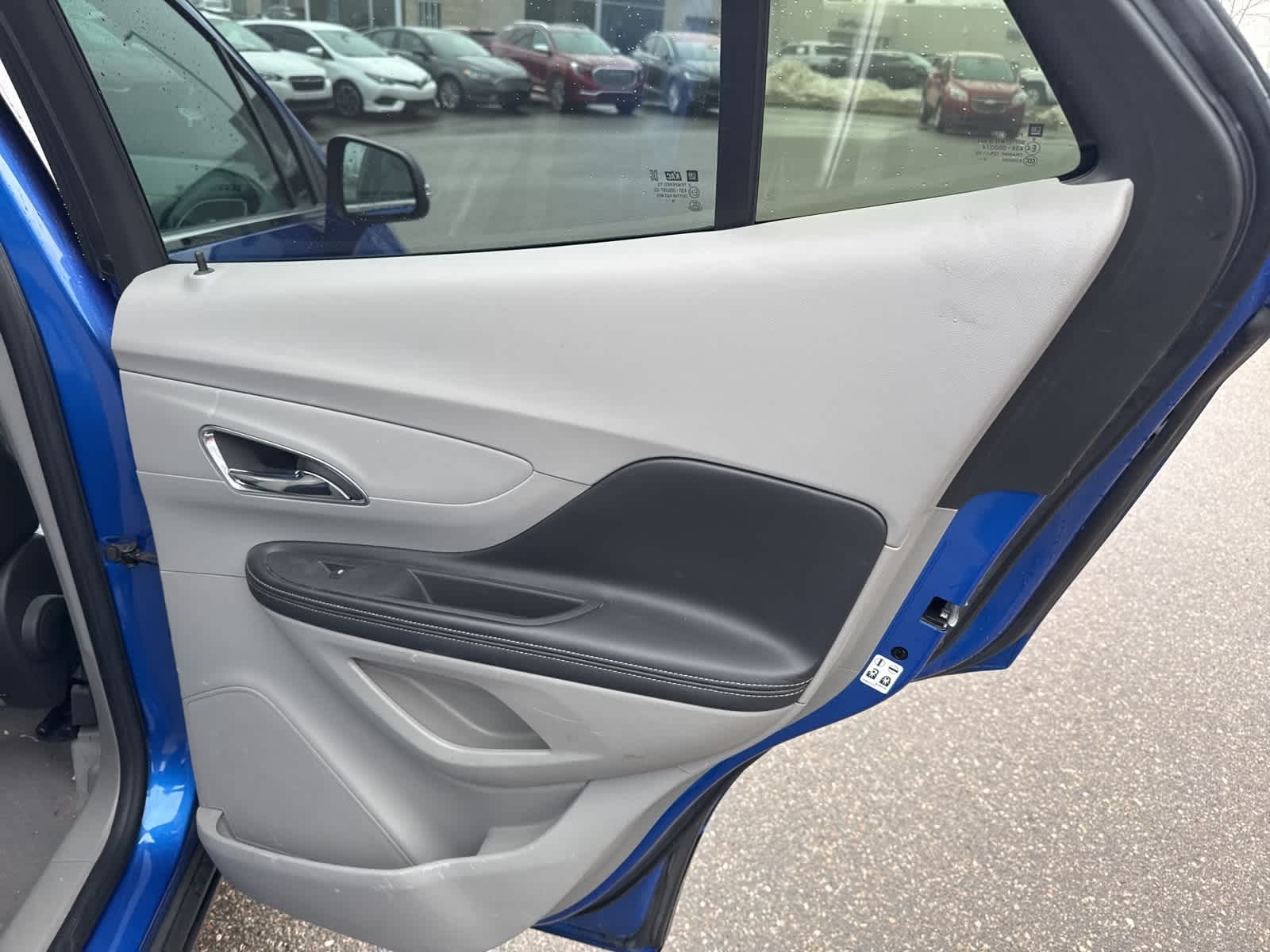 Thumbnail: 2015 Buick Encore - 23