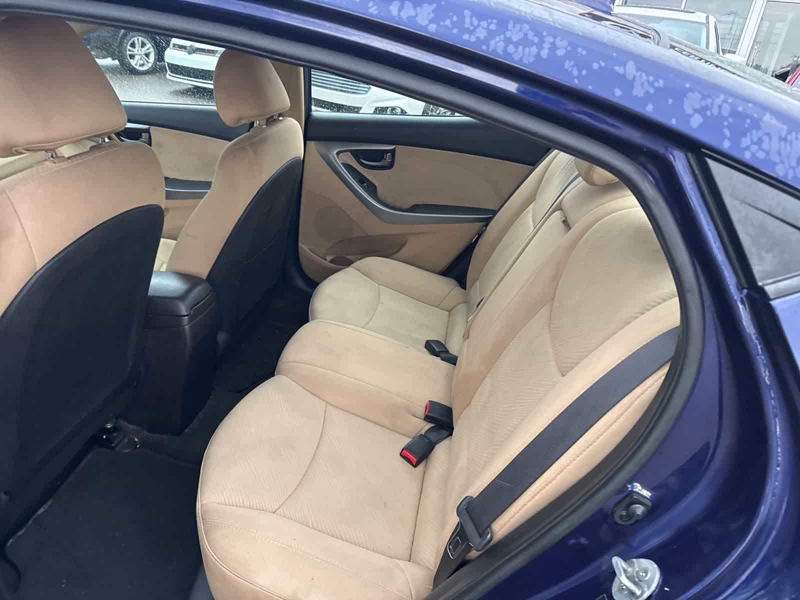 Thumbnail: 2013 Hyundai Elantra - 17