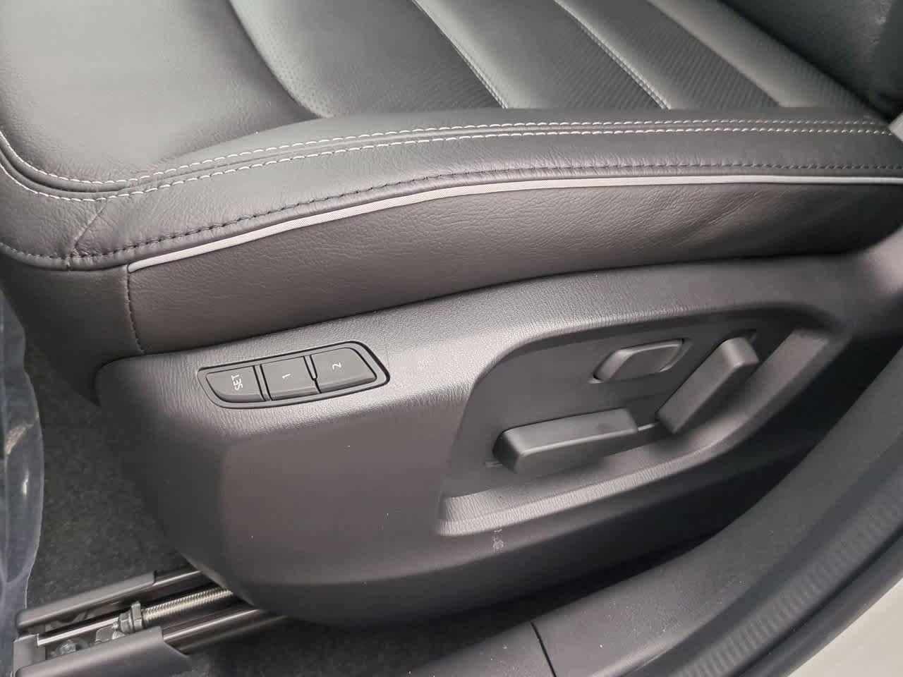 Thumbnail: 2025 Mazda CX-5 - 16