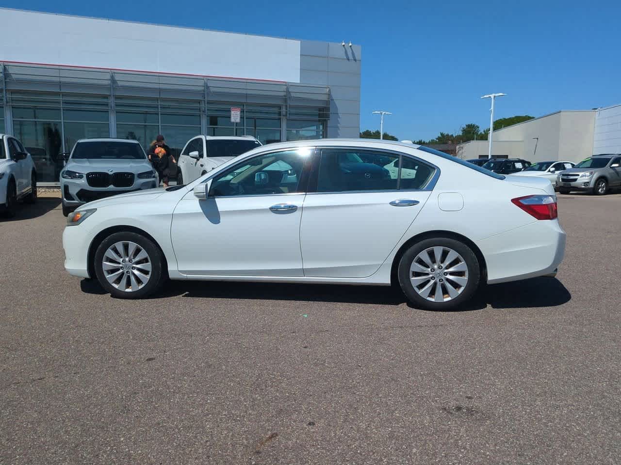 2014 Honda Accord Touring photo 3