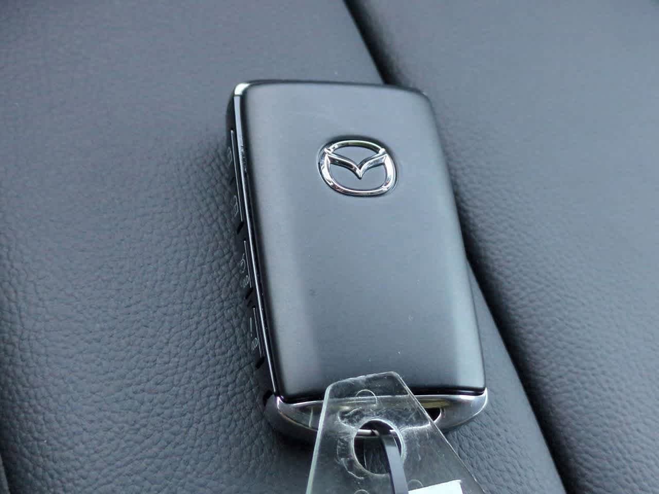 Thumbnail: 2025 Mazda CX-50 - 32