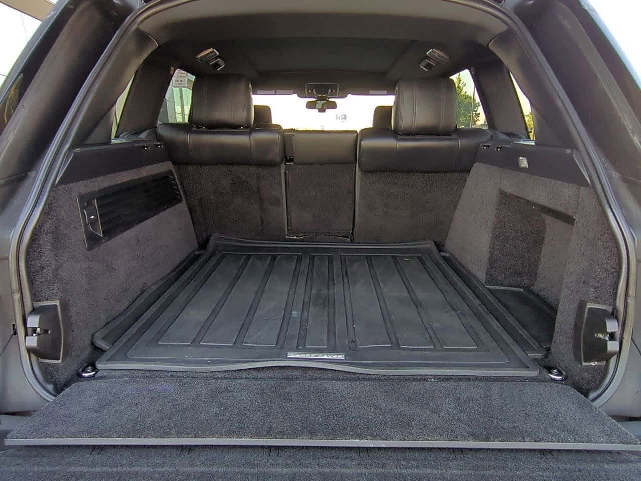 Thumbnail: 2013 Land Rover Range Rover - 35