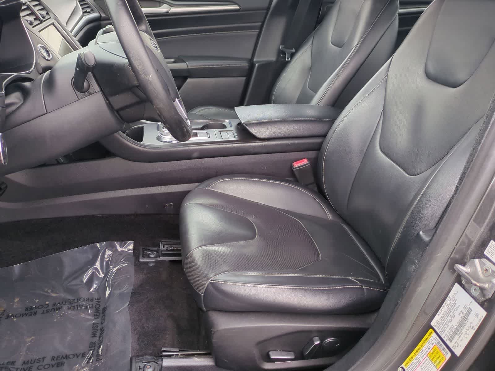 Thumbnail: 2017 Ford Fusion - 15