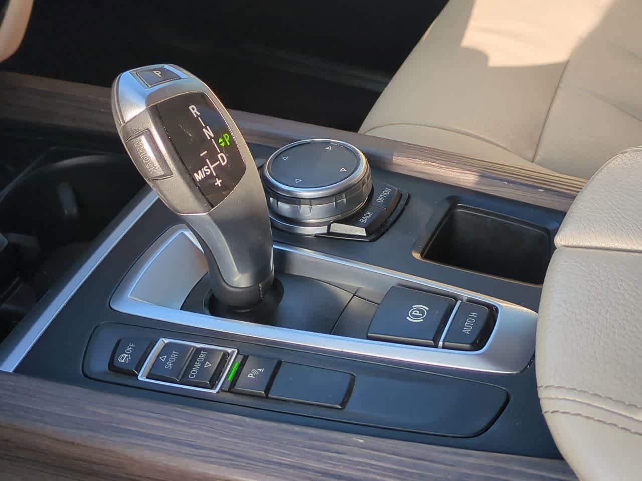 Thumbnail: 2016 BMW X5 - 32