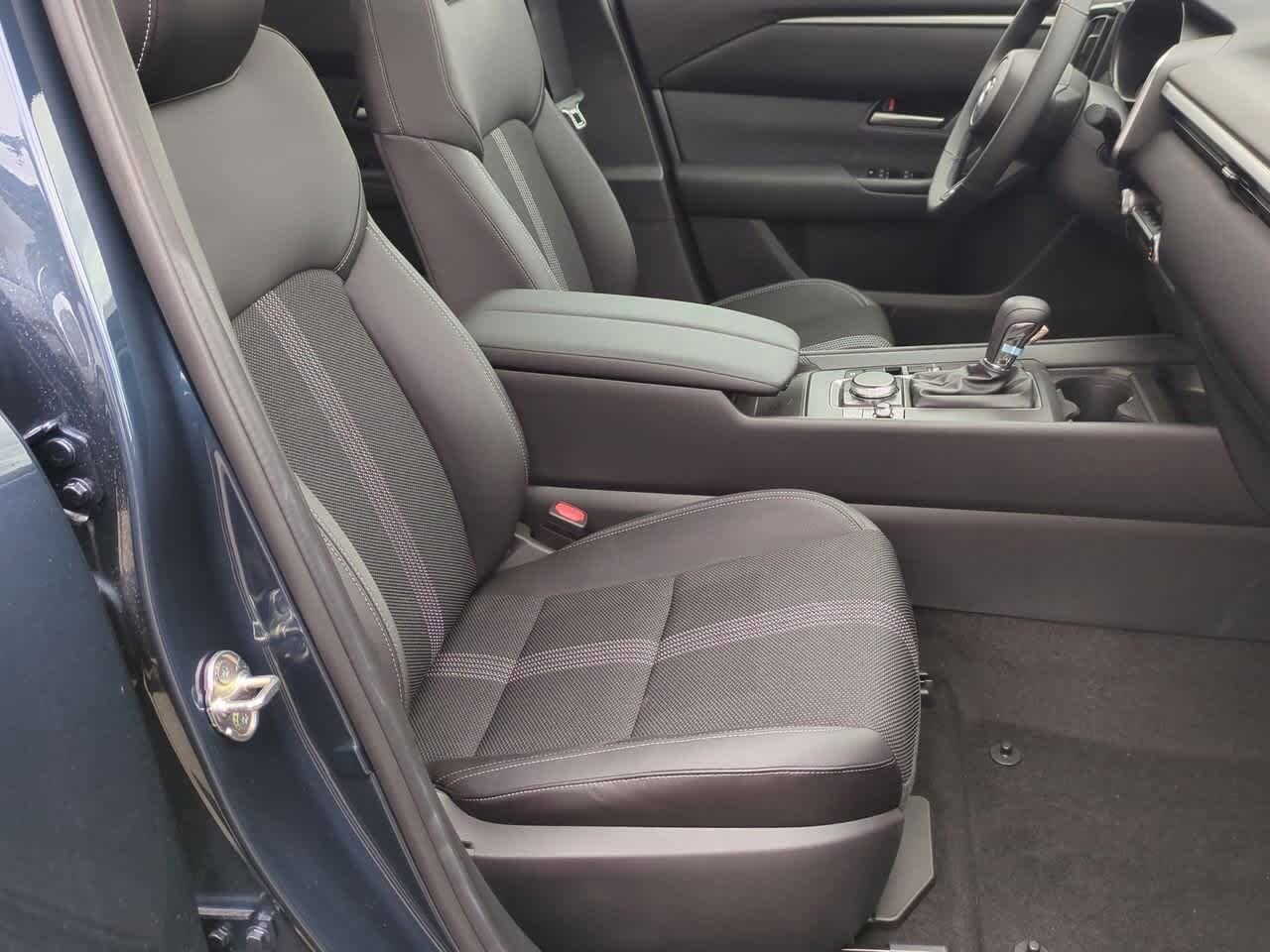 Thumbnail: 2025 Mazda CX-50 - 21