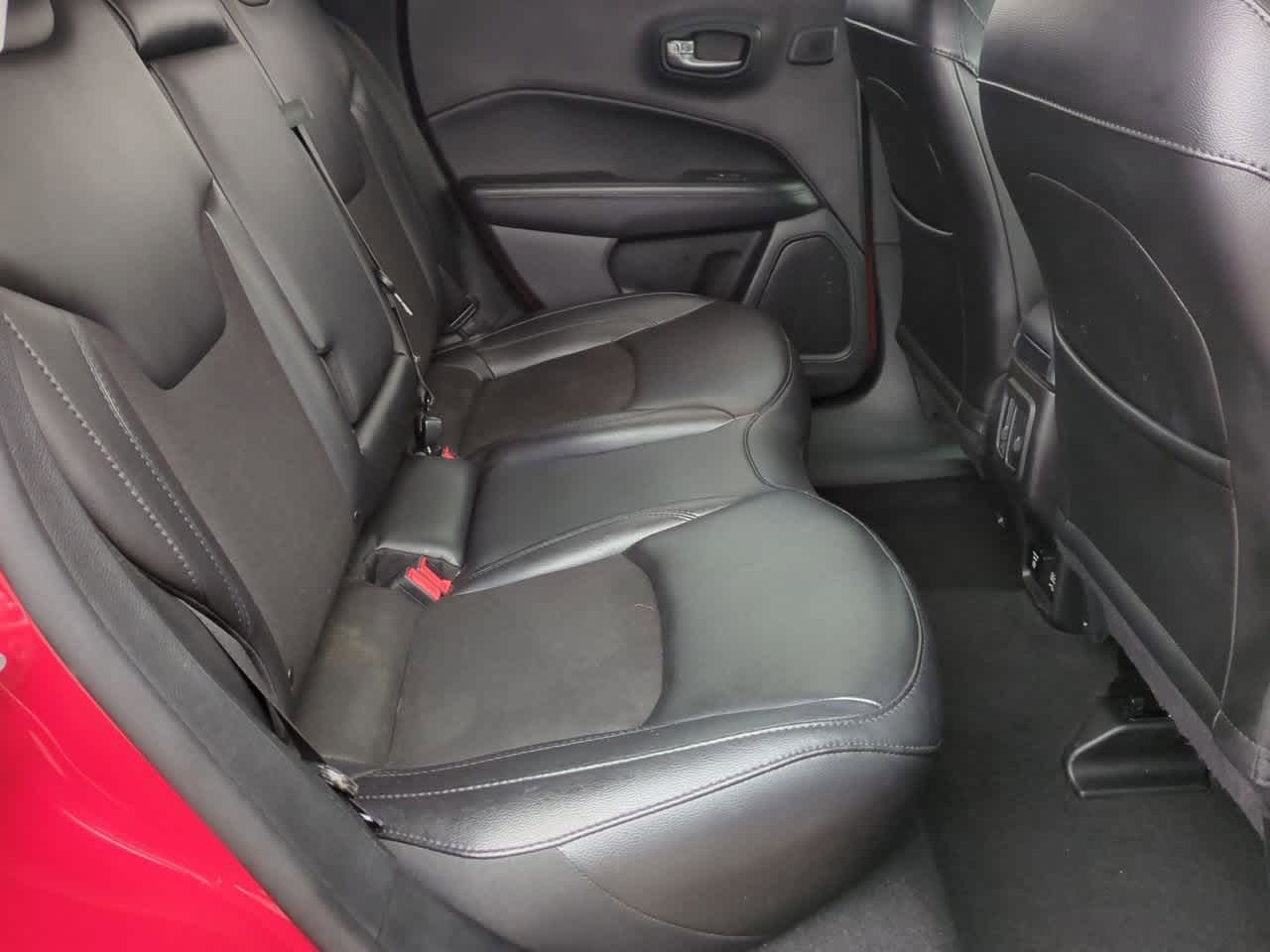 Thumbnail: 2020 Jeep Compass - 19