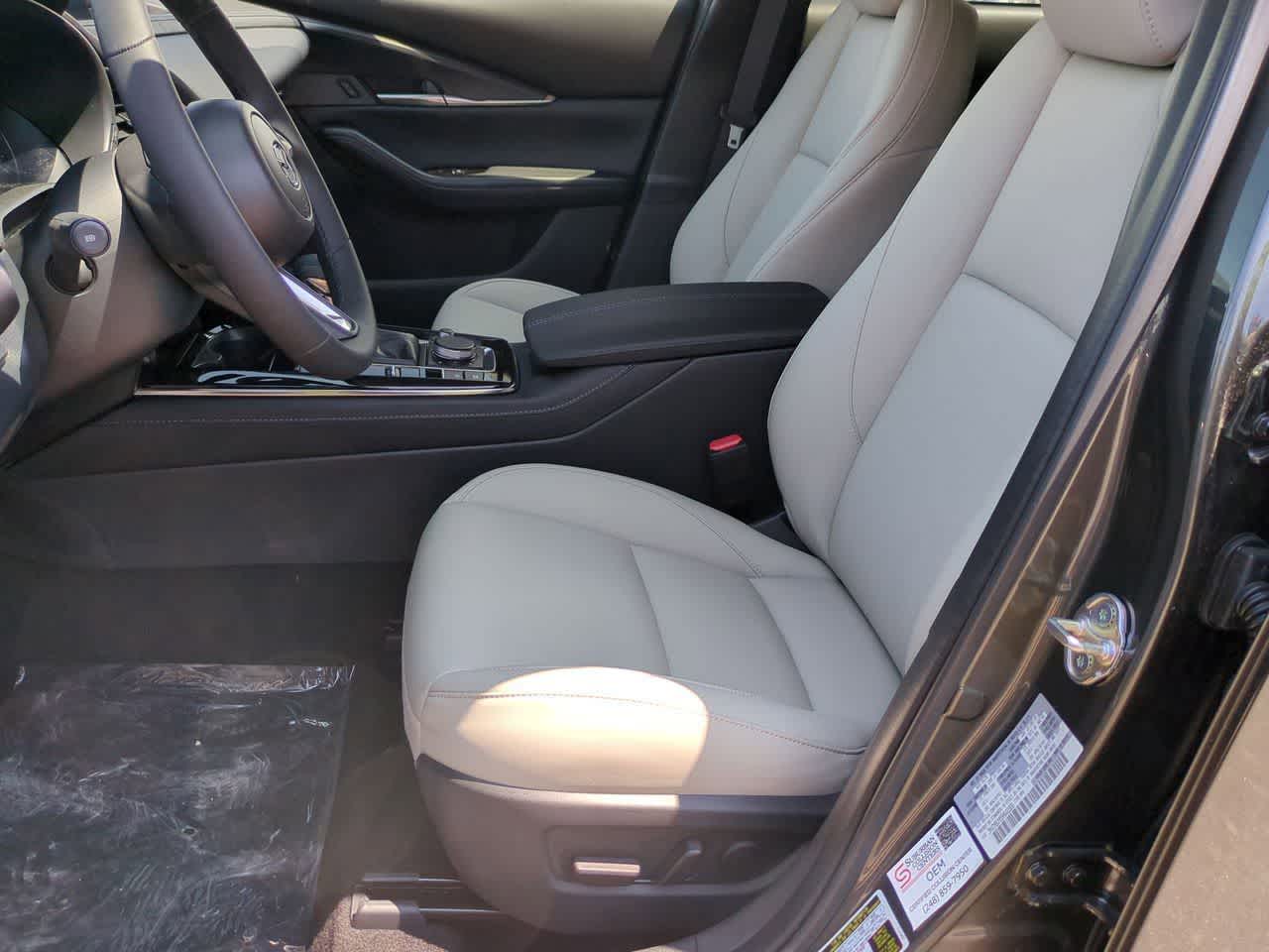 Thumbnail: 2025 Mazda CX-30 - 14