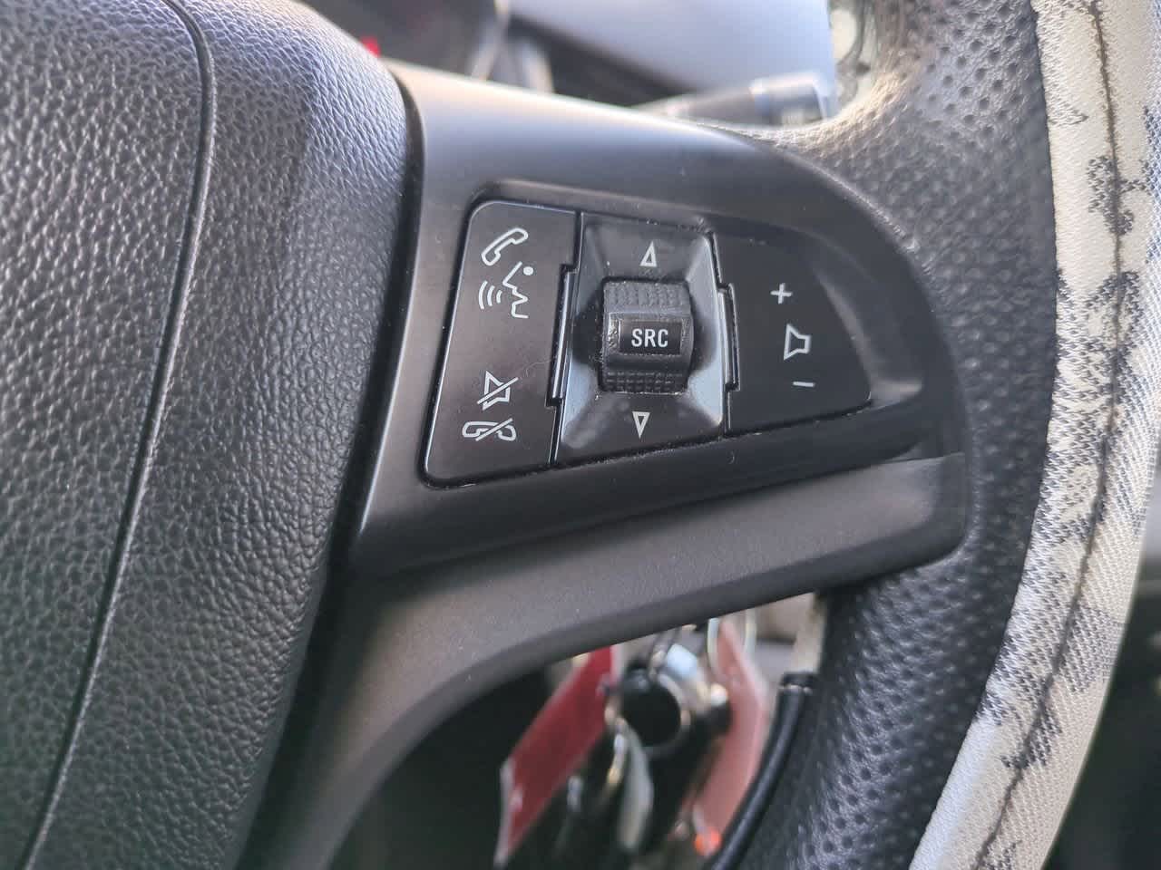 Thumbnail: 2017 Chevrolet Trax - 23