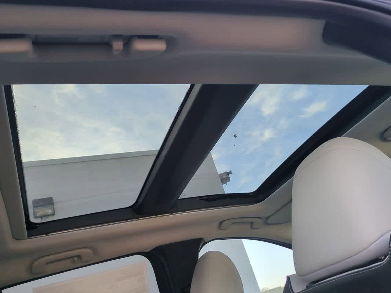 Thumbnail: 2026 Mazda CX-50 - 21