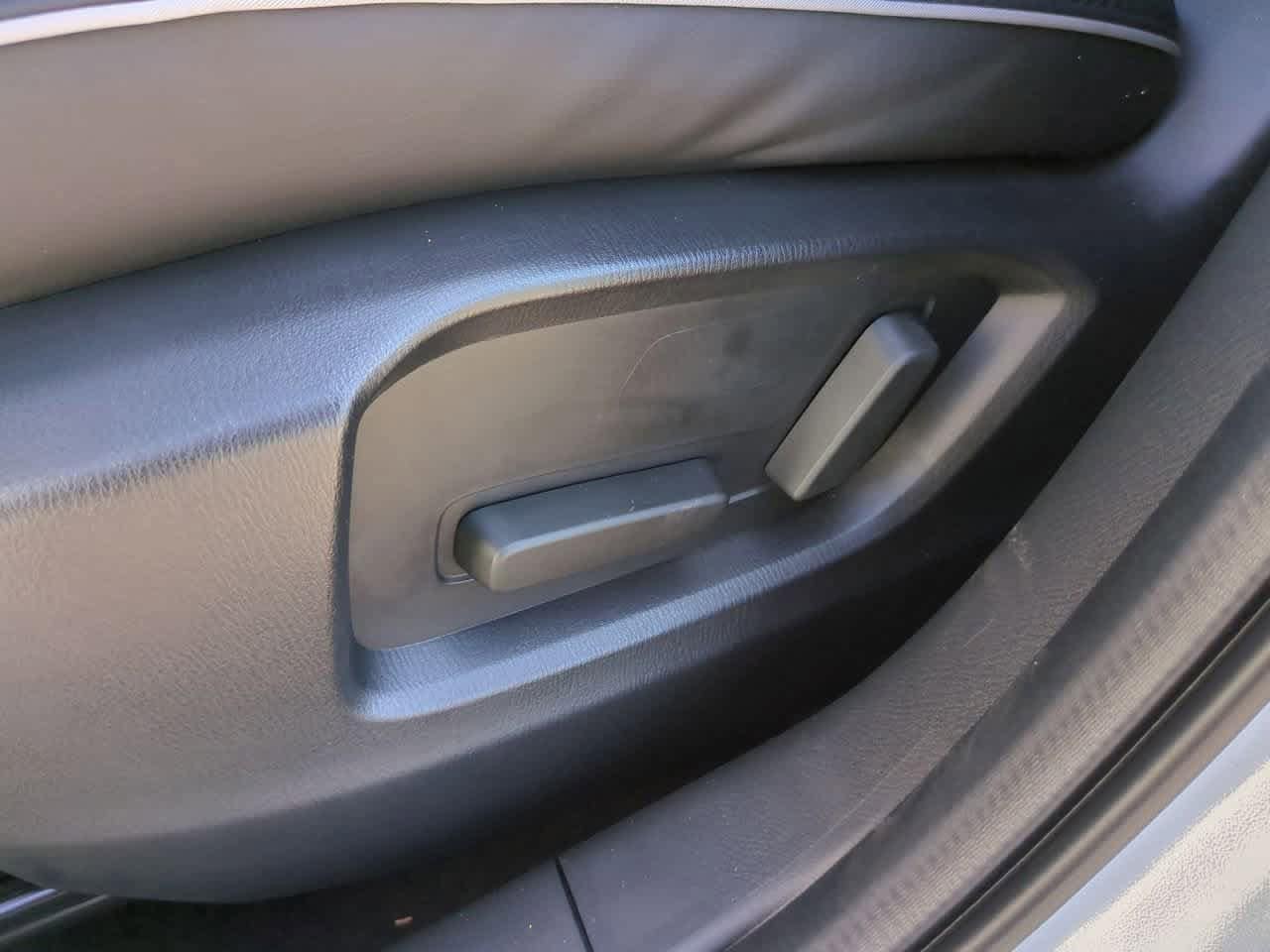 Thumbnail: 2025 Mazda CX-5 - 15