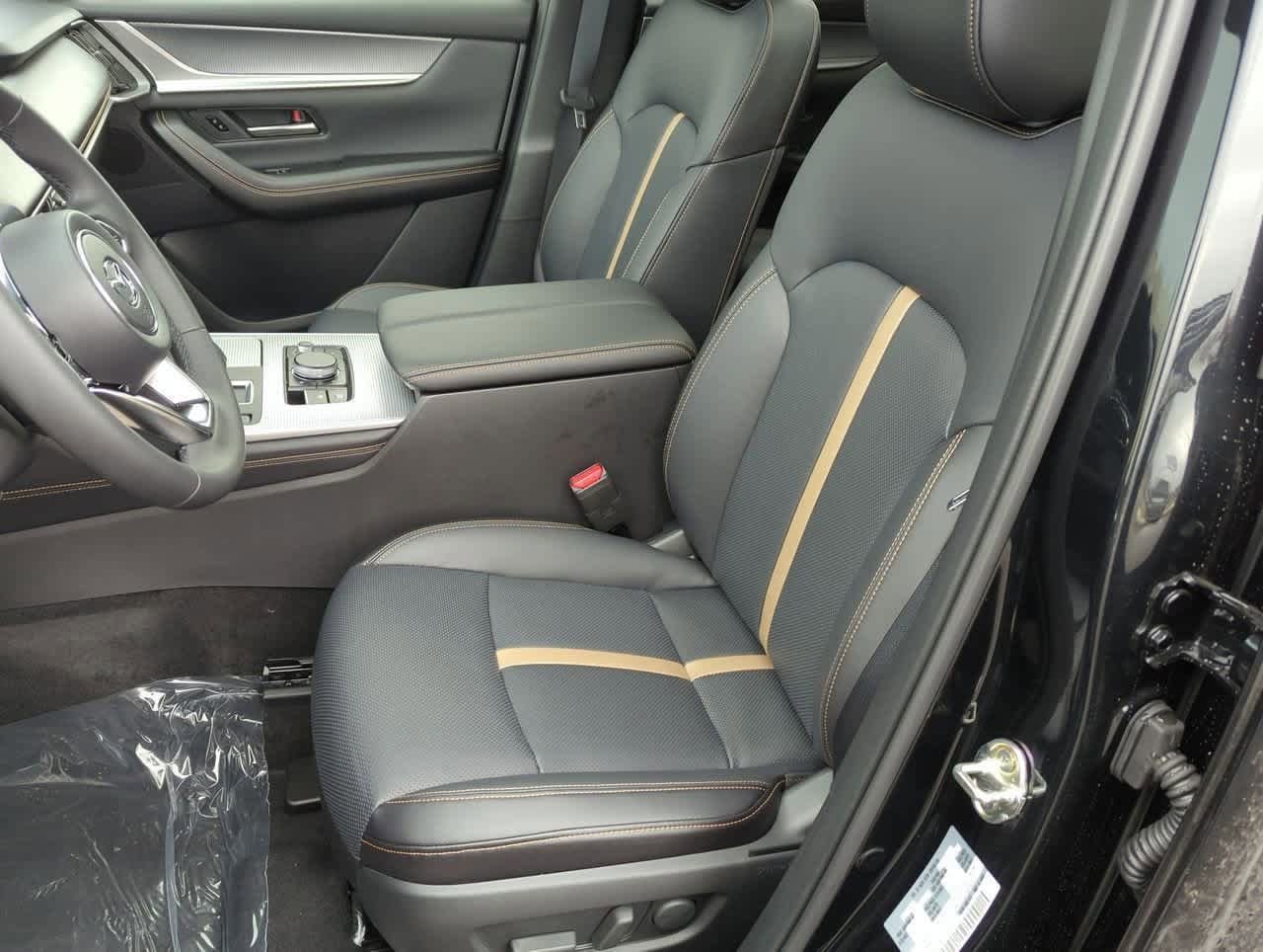 Thumbnail: 2025 Mazda CX-70 - 14