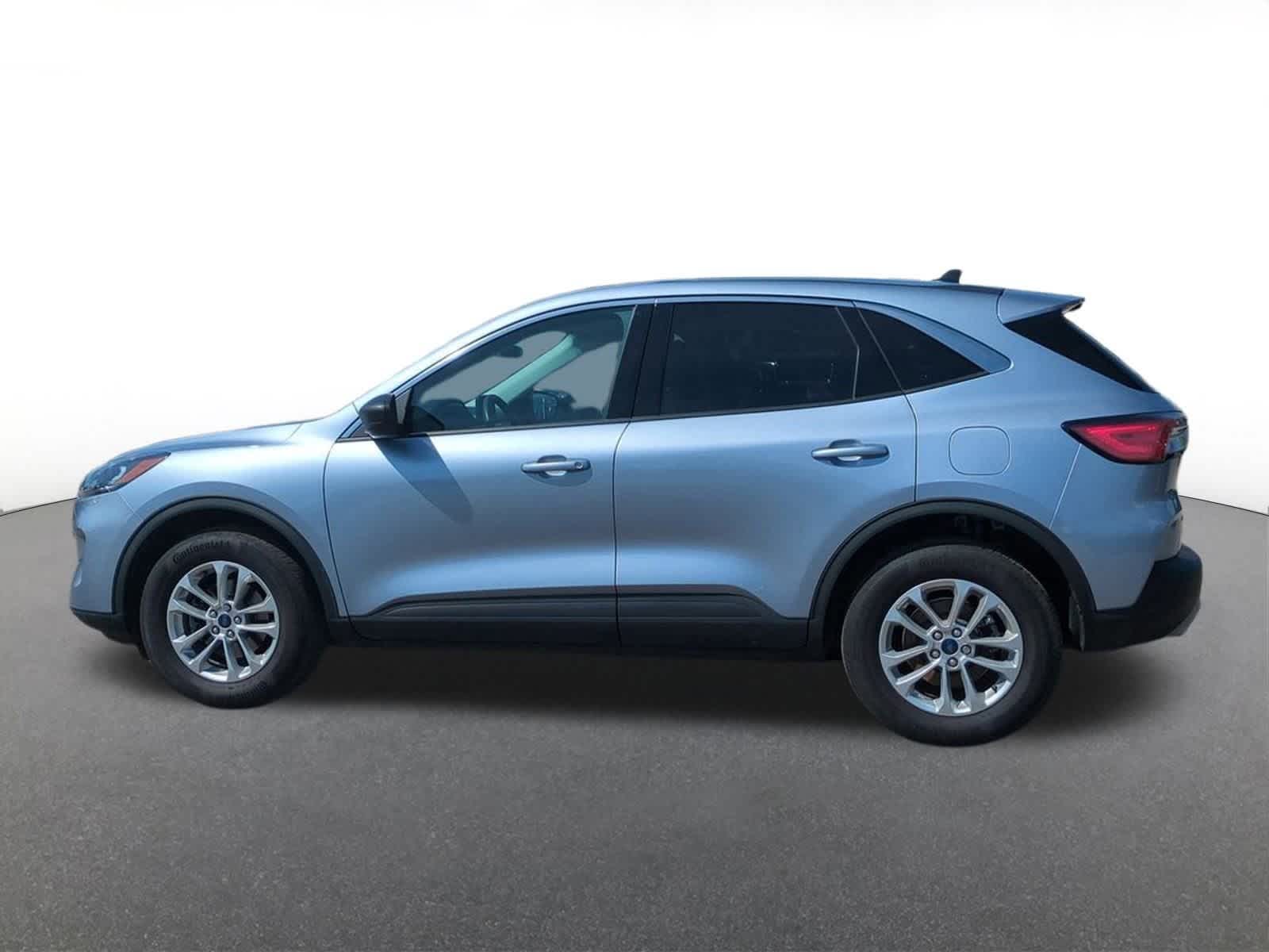 Thumbnail: 2022 Ford Escape - 3