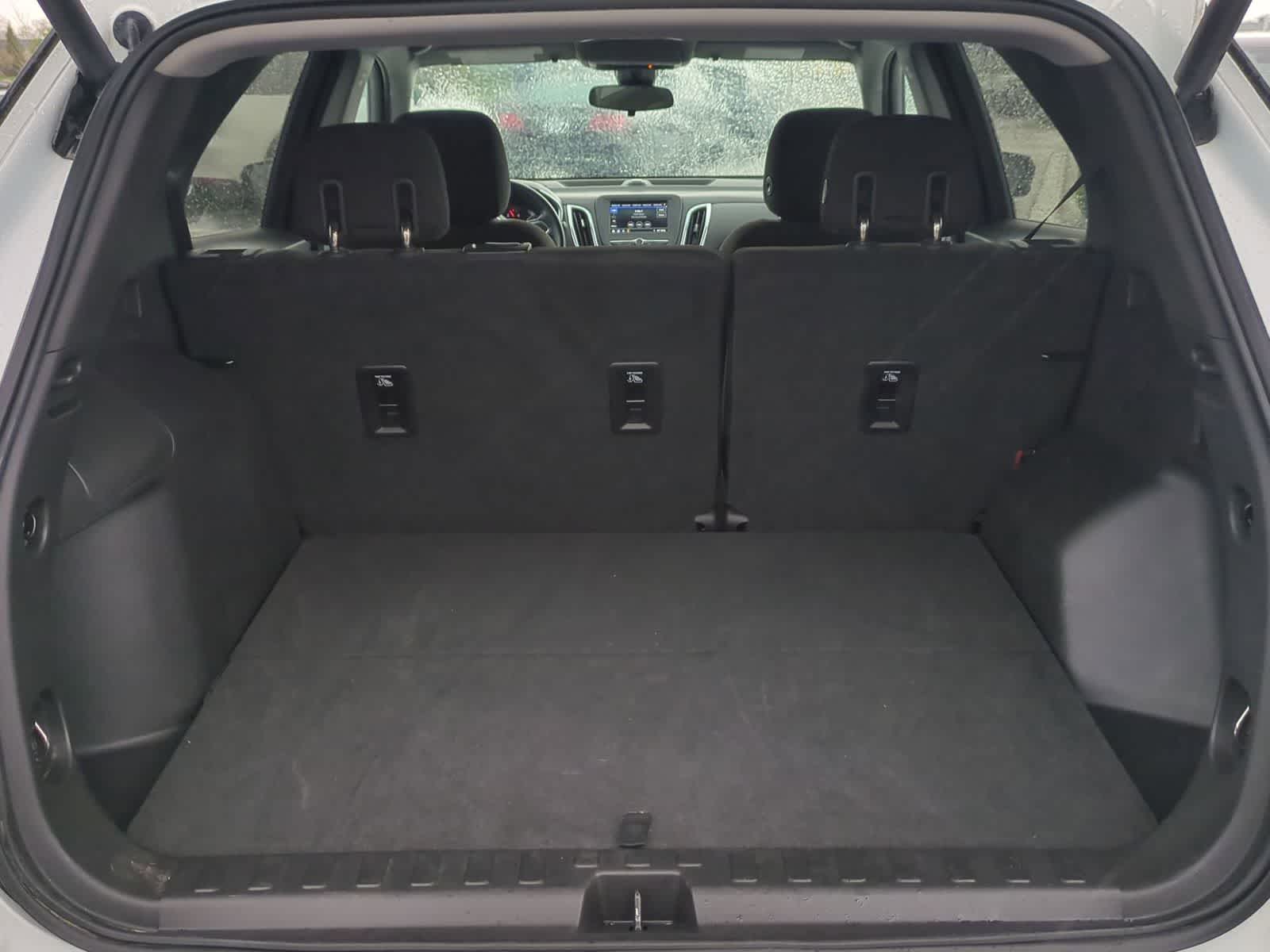 Thumbnail: 2019 Chevrolet Equinox - 31