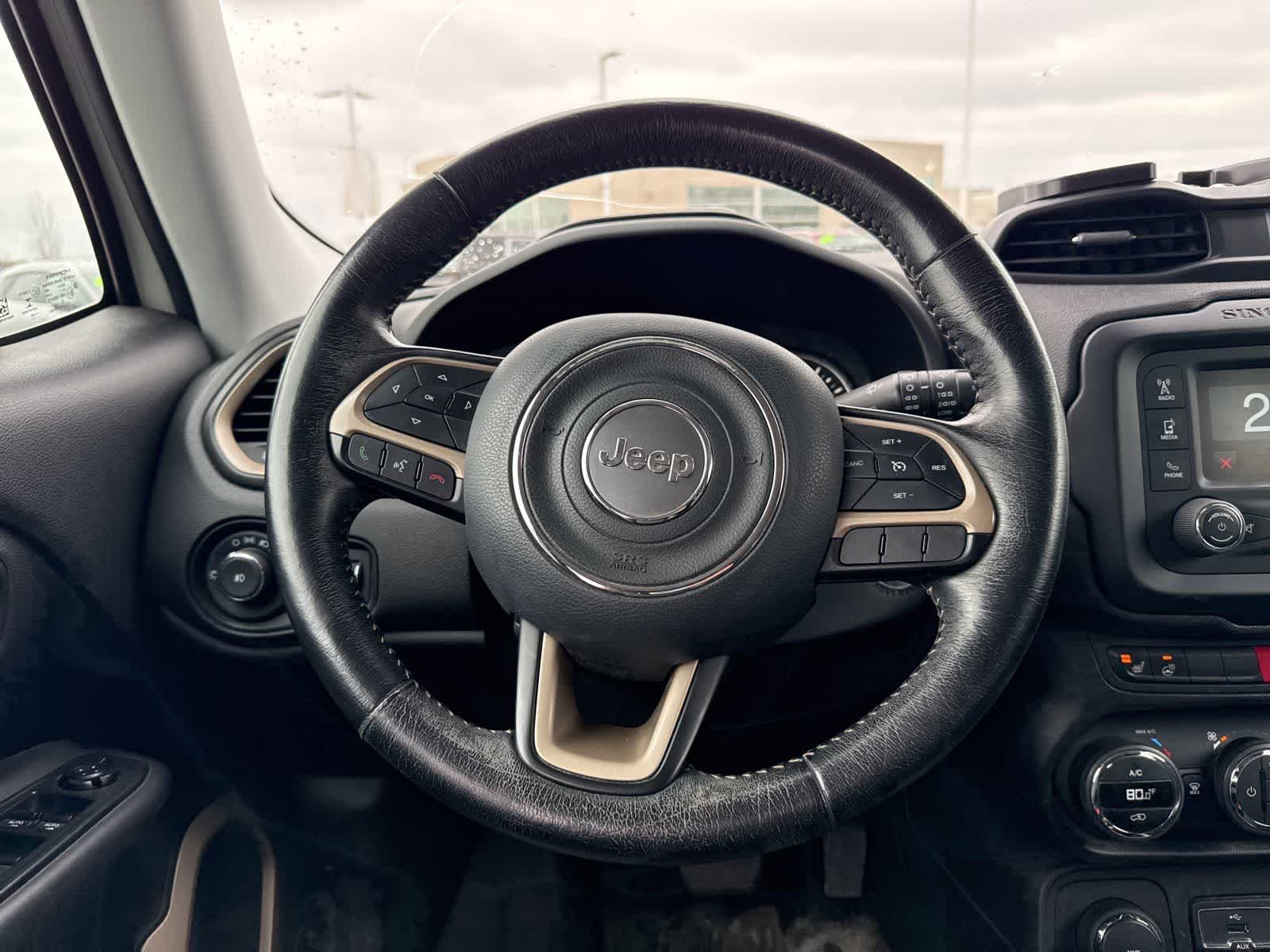 Thumbnail: 2016 Jeep Renegade - 20