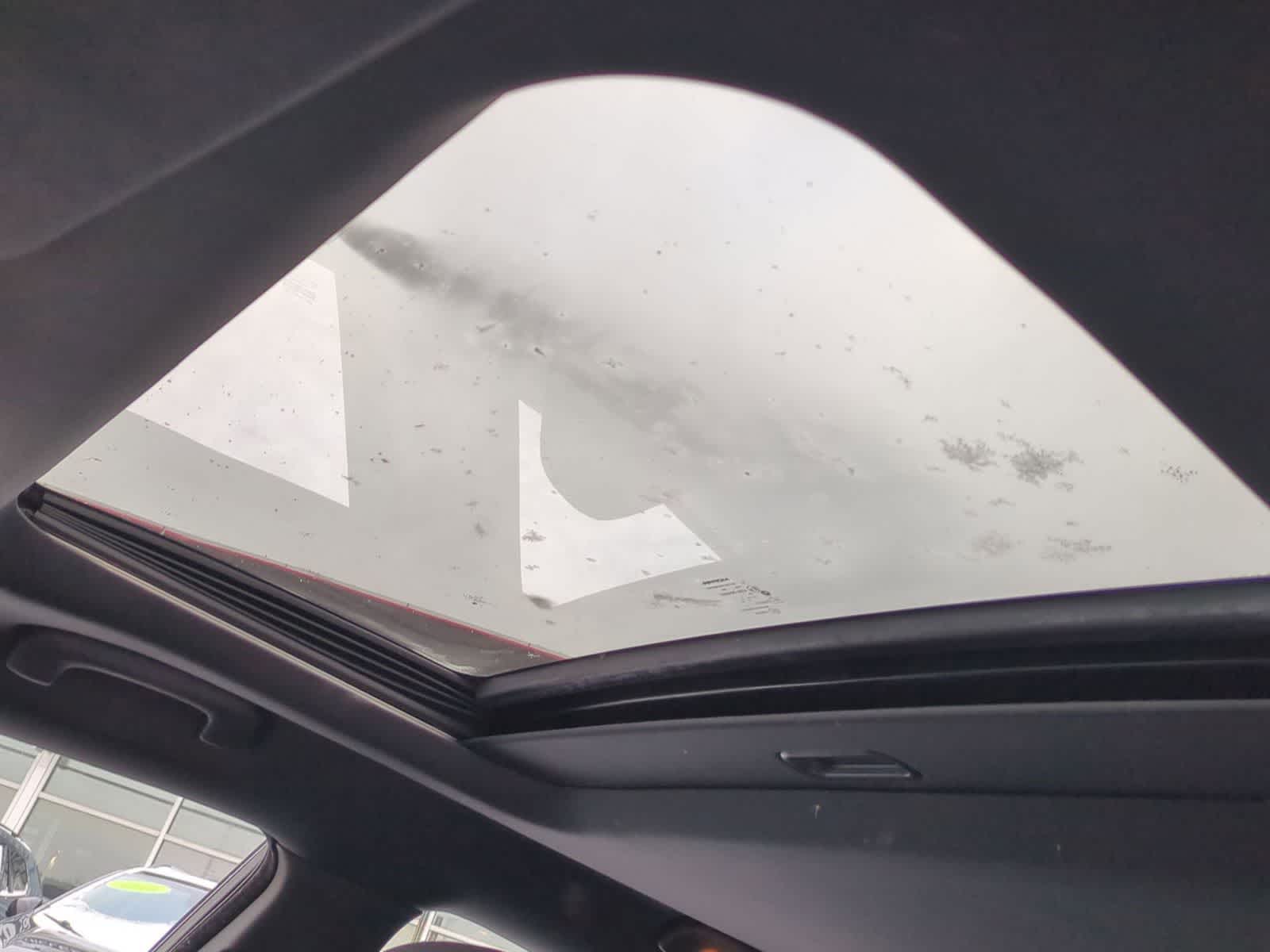 Thumbnail: 2011 Dodge Charger - 18