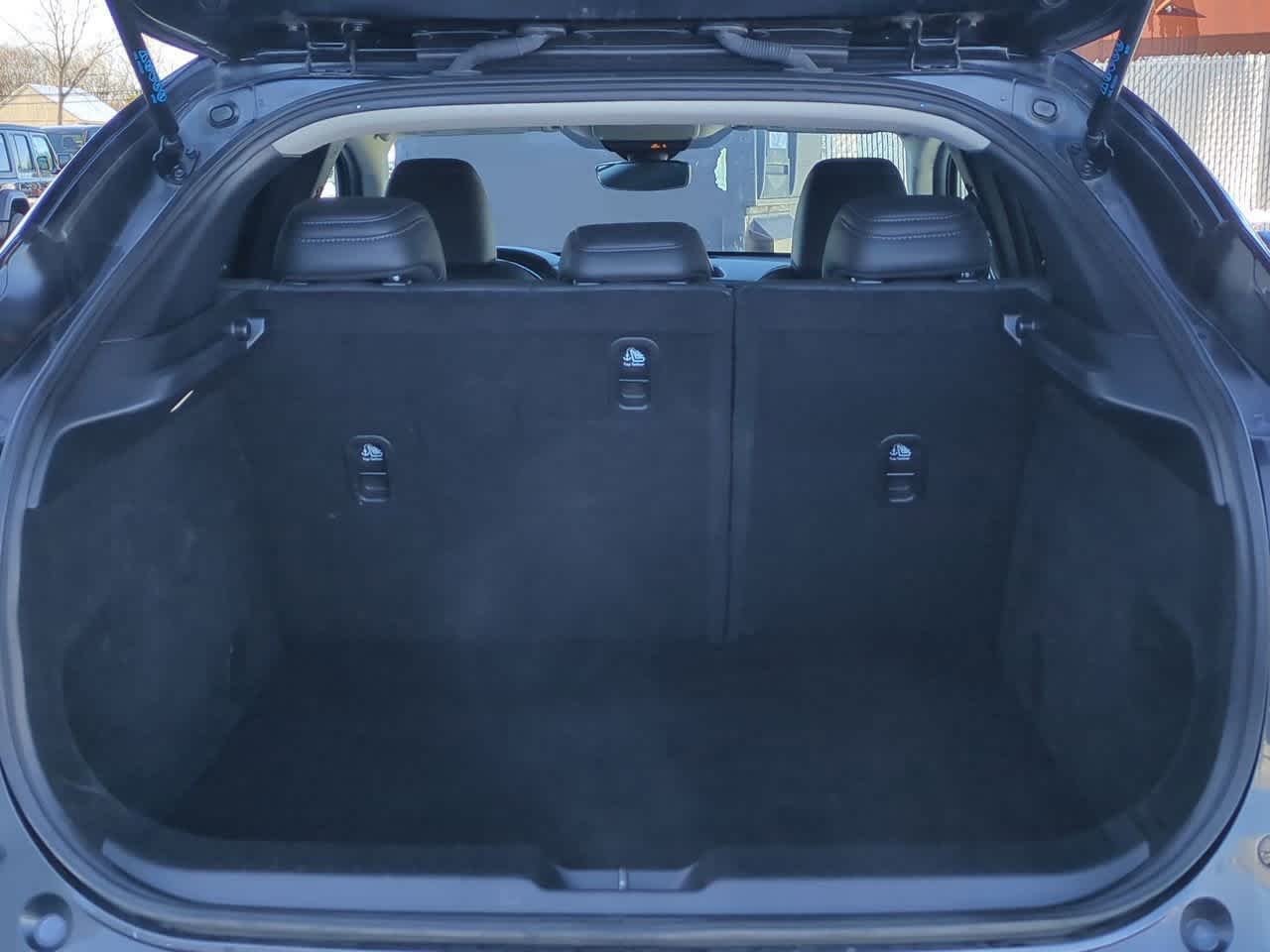 Thumbnail: 2023 Mazda CX-30 - 31