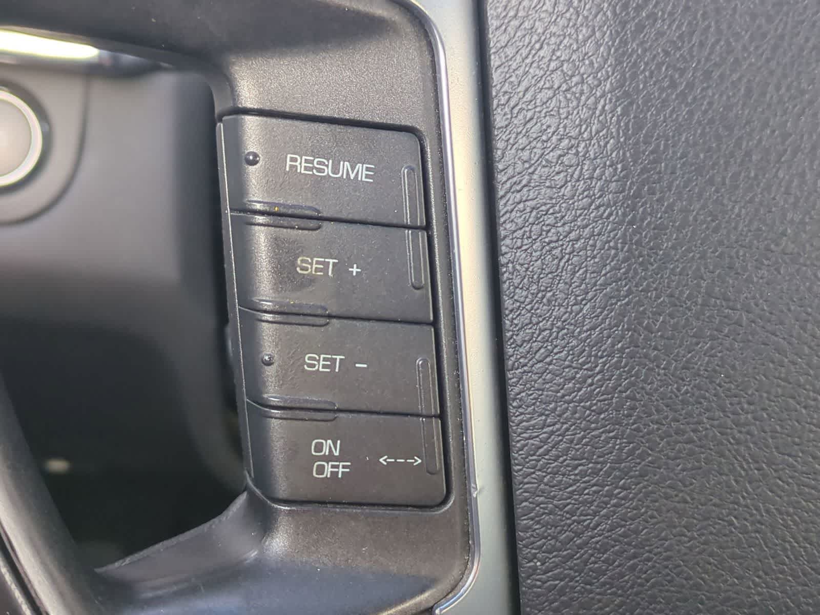 Thumbnail: 2009 Lincoln MKS - 24