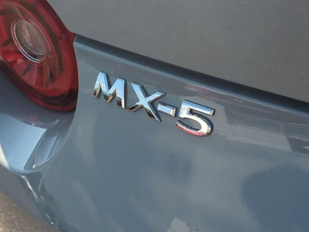 Thumbnail: 2025 Mazda MX-5 Miata - 12
