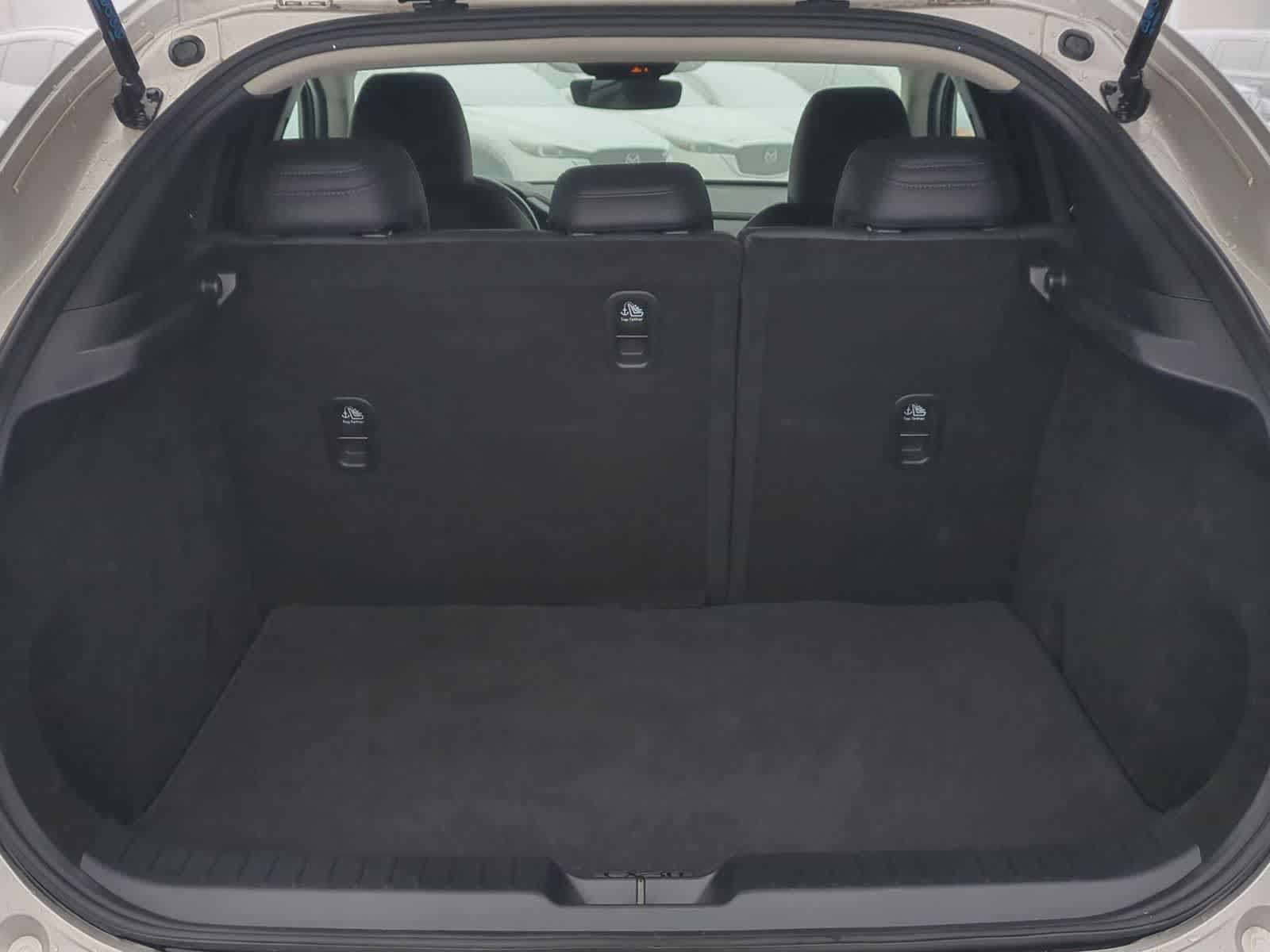 Thumbnail: 2023 Mazda CX-30 - 31