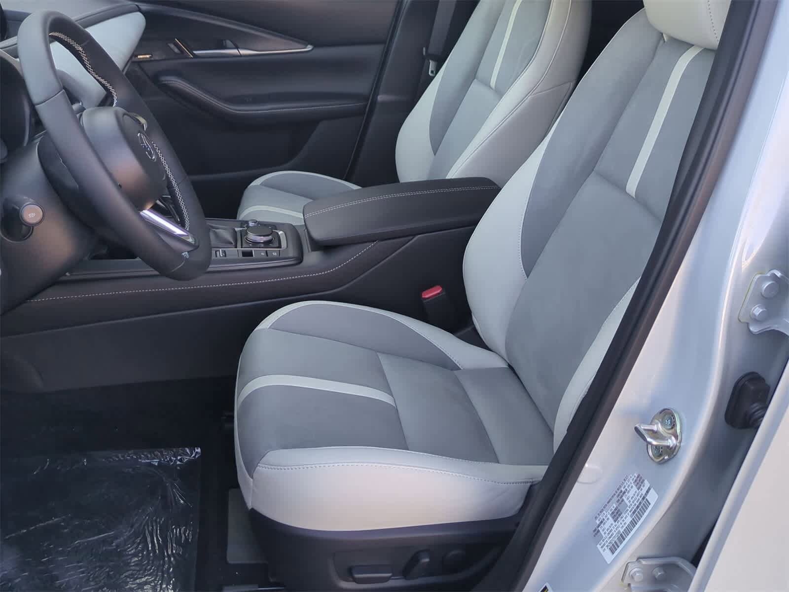 Thumbnail: 2026 Mazda CX-30 - 15