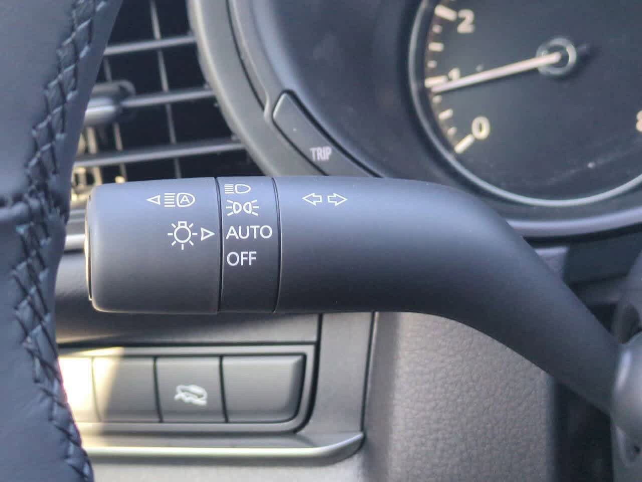 Thumbnail: 2025 Mazda CX-30 - 25