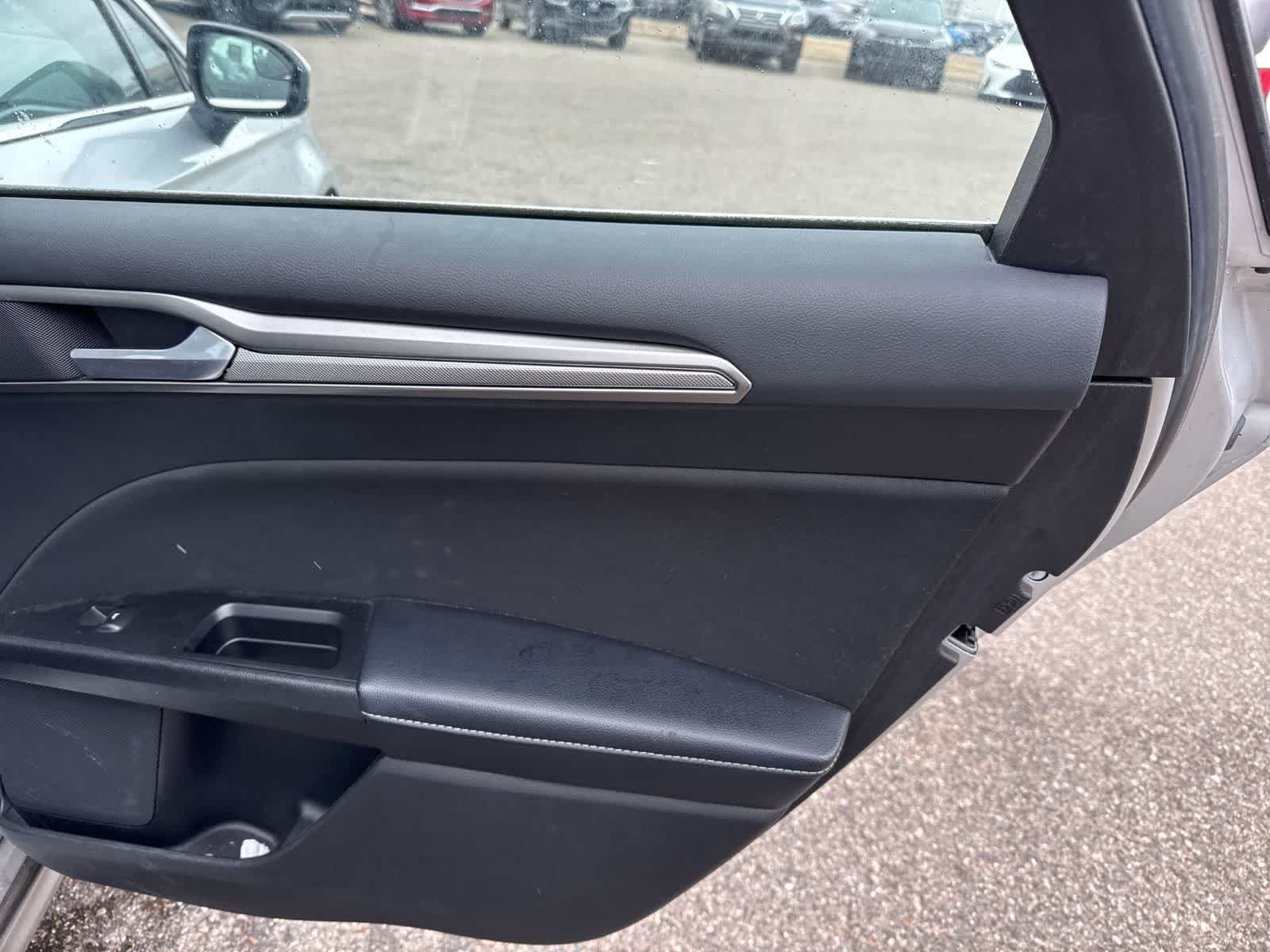 Thumbnail: 2017 Ford Fusion - 24