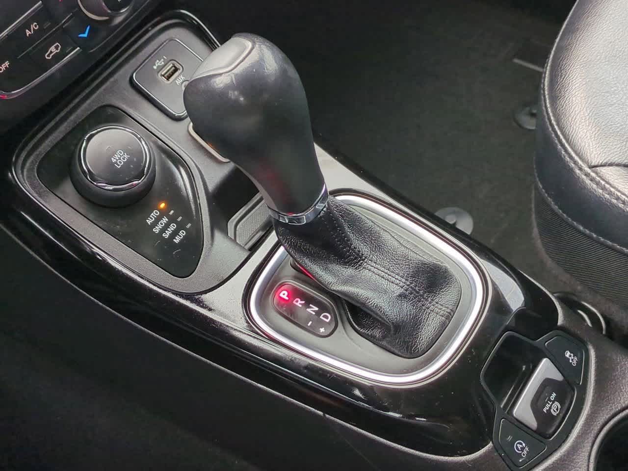 Thumbnail: 2020 Jeep Compass - 30