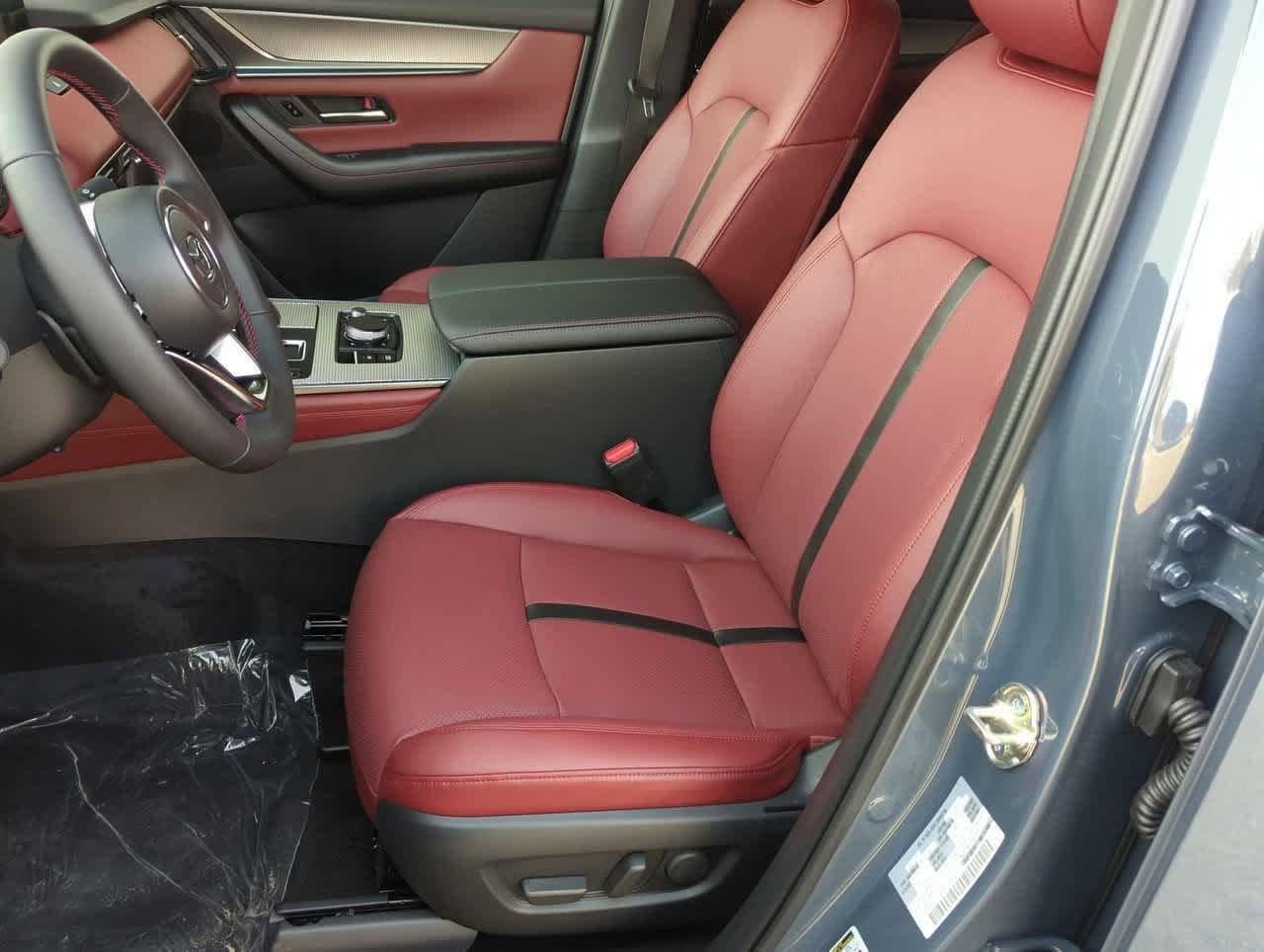 Thumbnail: 2025 Mazda CX-70 - 14