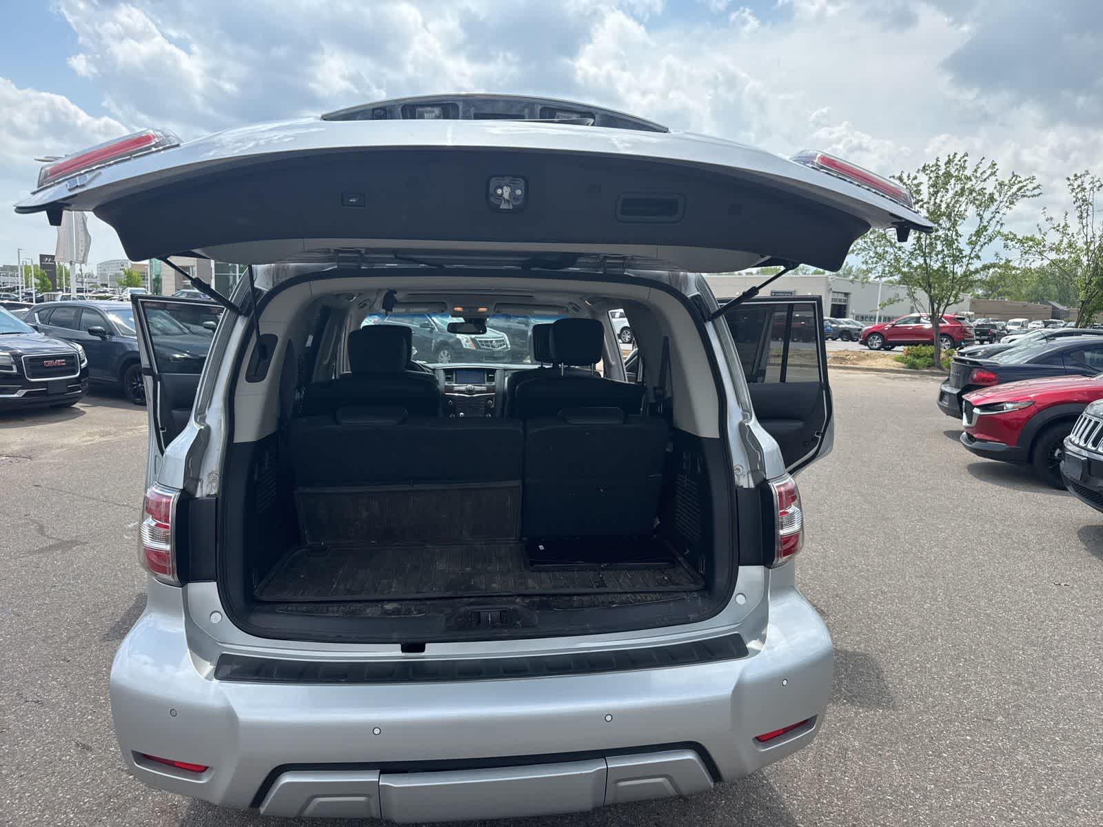 Thumbnail: 2017 Nissan Armada - 21