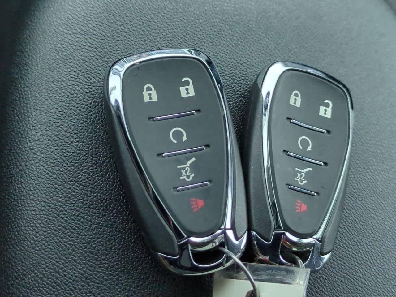 Thumbnail: 2022 Chevrolet Equinox - 32