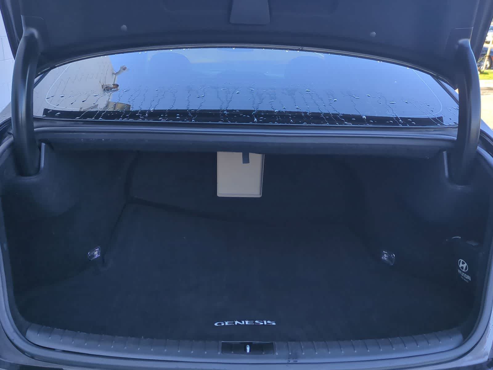 Thumbnail: 2015 Hyundai Genesis - 36