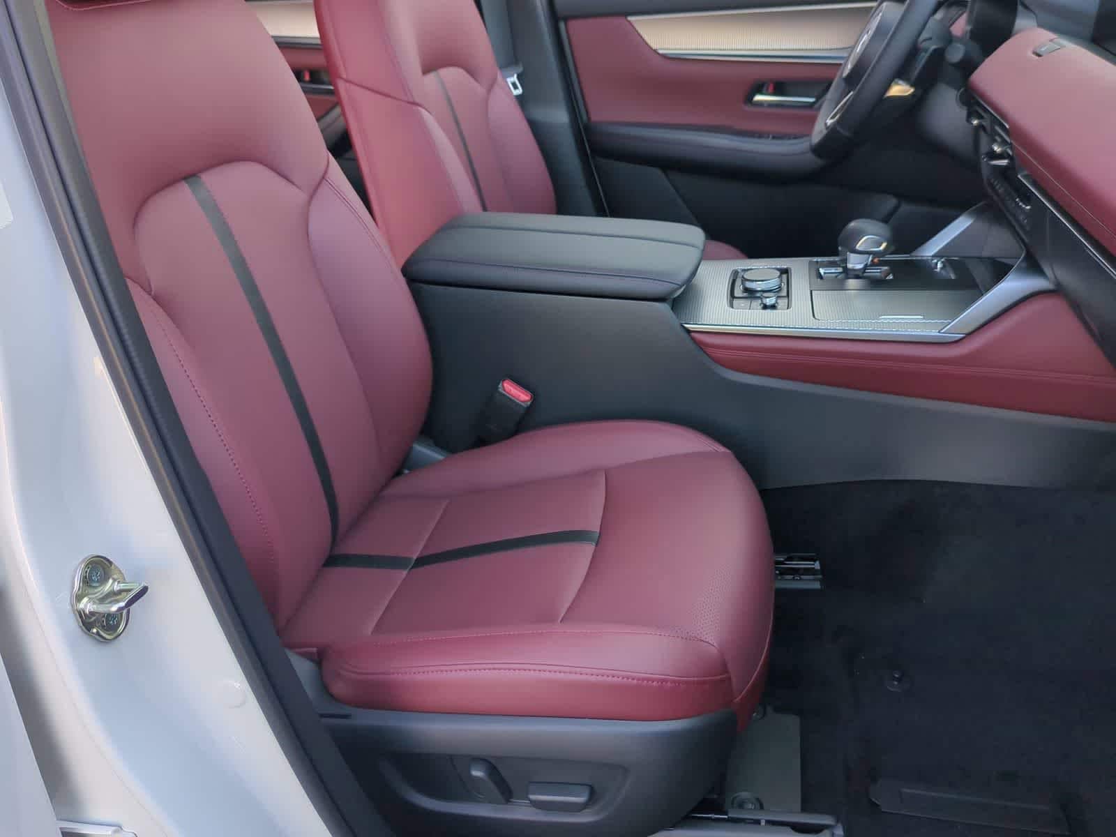 Thumbnail: 2026 Mazda CX-70 - 22