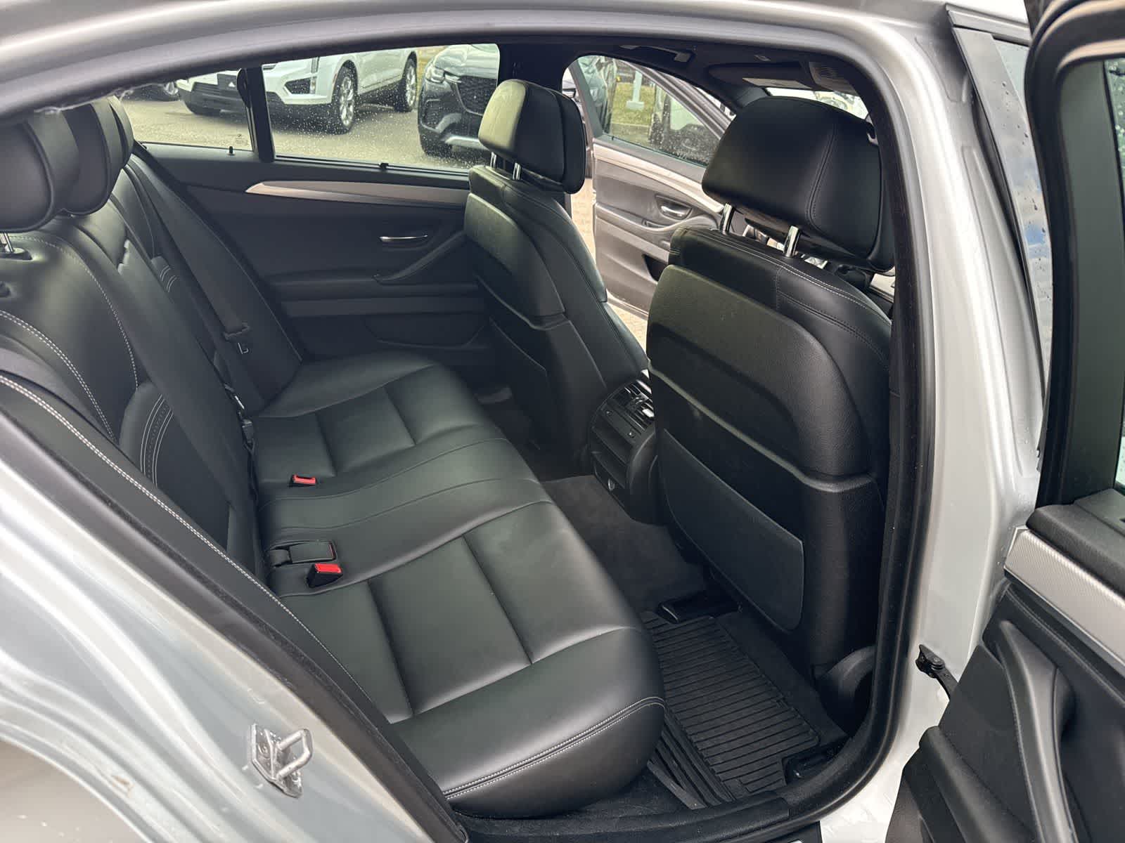 Thumbnail: 2016 BMW 5 Series - 25