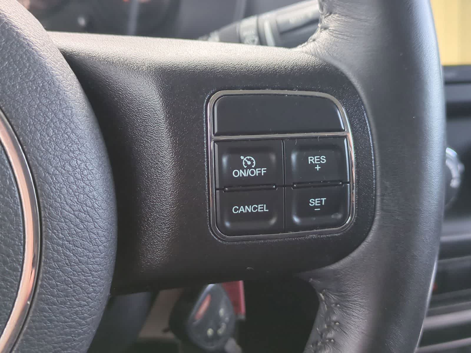 Thumbnail: 2016 Jeep Patriot - 26