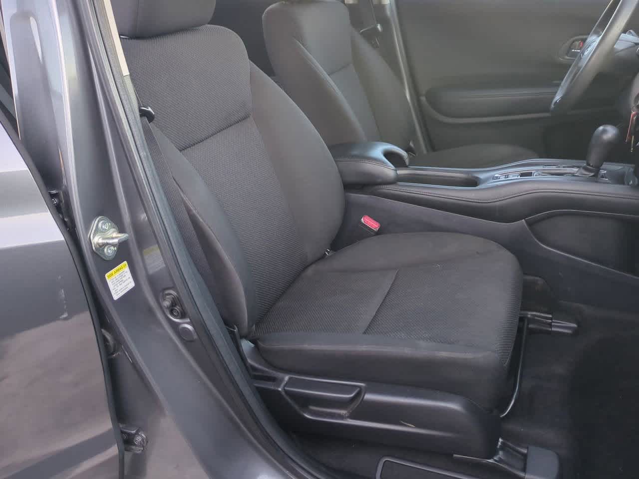 Thumbnail: 2016 Honda HR-V - 19