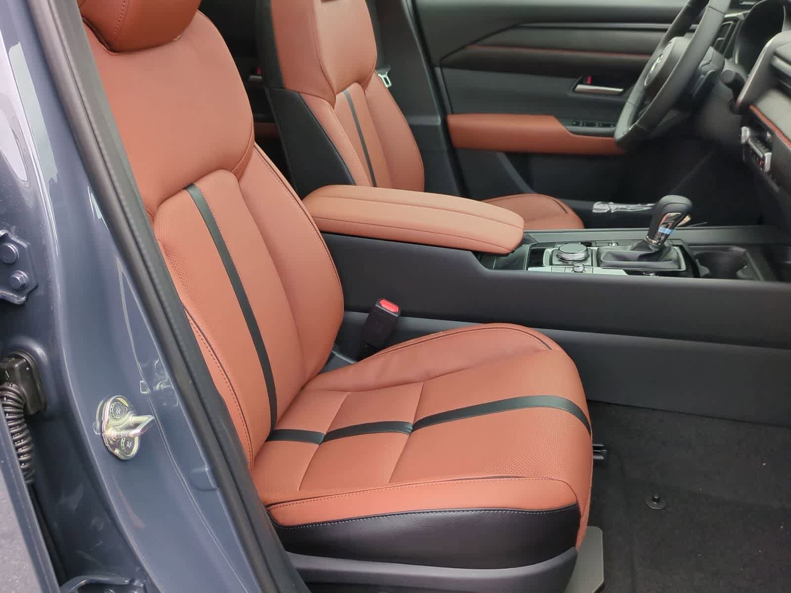 Thumbnail: 2026 Mazda CX-50 - 22