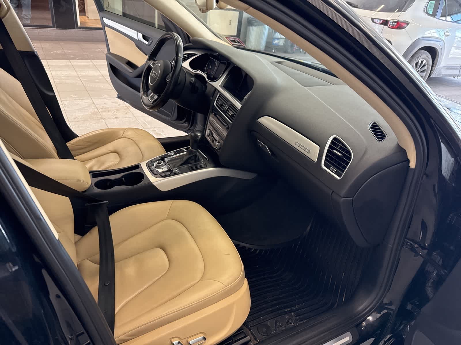 Thumbnail: 2015 Audi A4 - 27