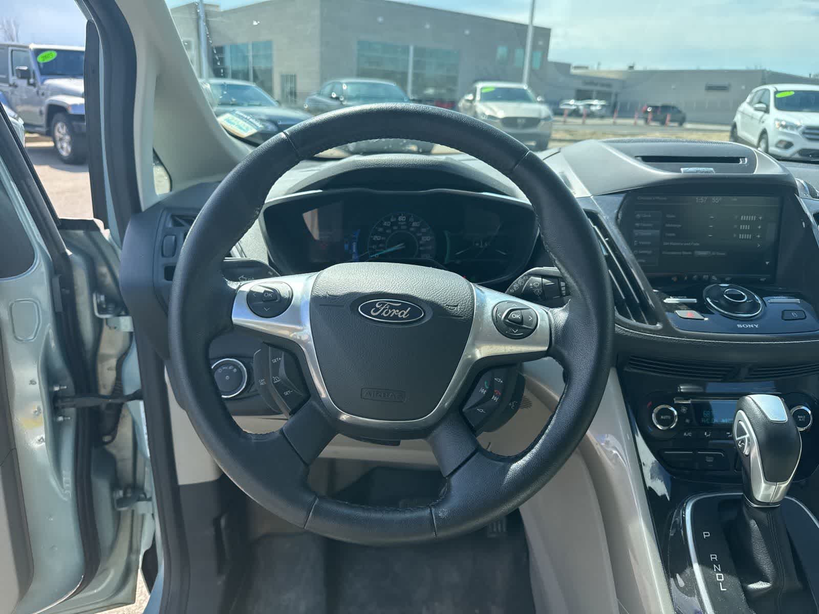 Thumbnail: 2014 Ford C-Max - 20