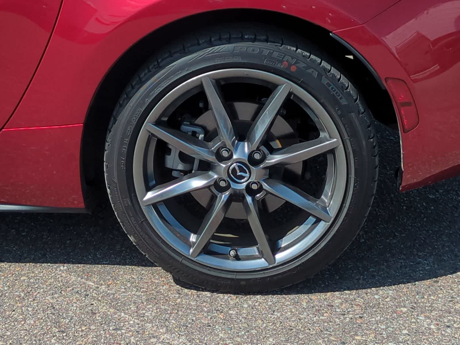 Thumbnail: 2020 Mazda MX-5 Miata - 13