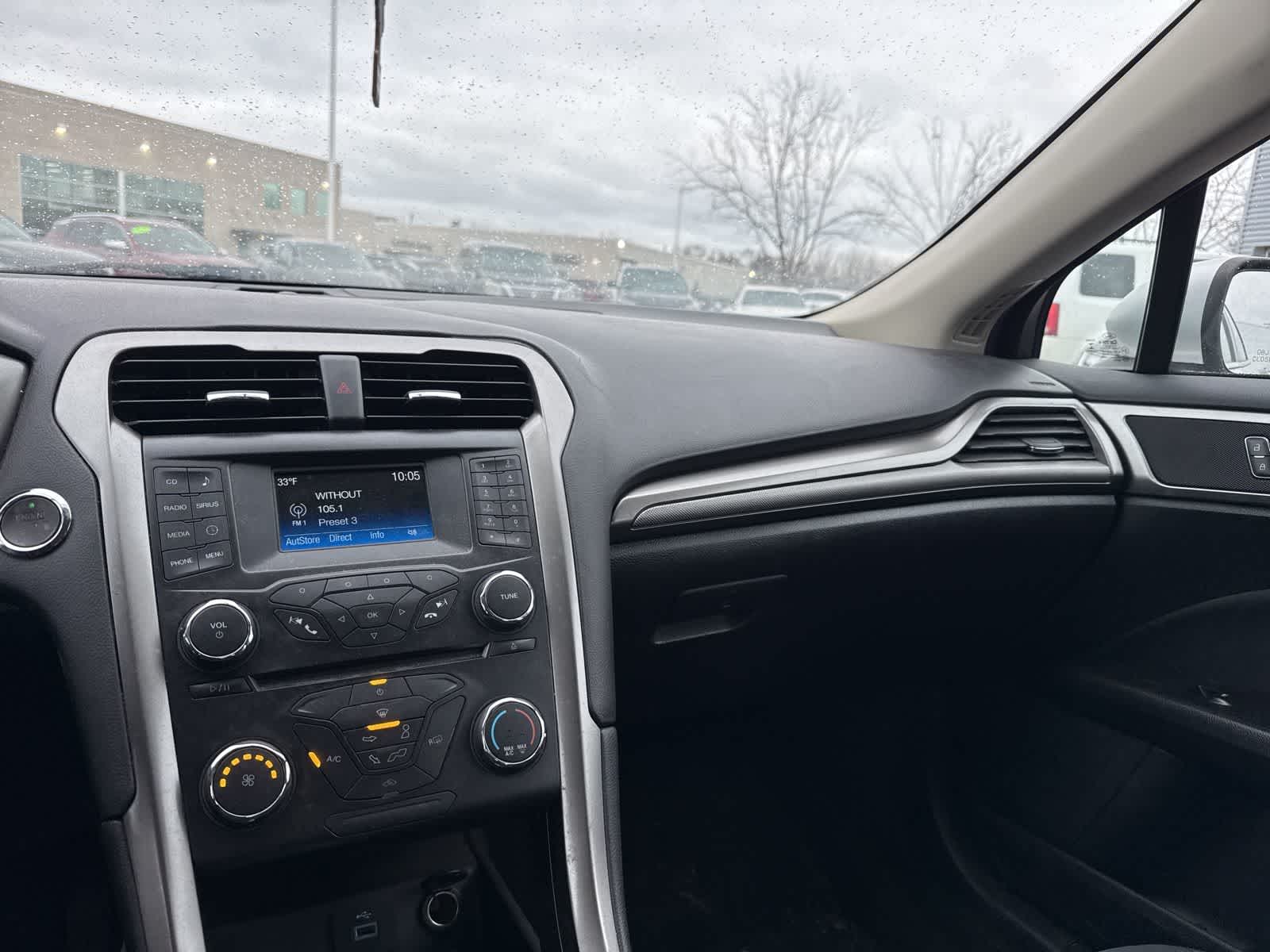 Thumbnail: 2017 Ford Fusion - 21