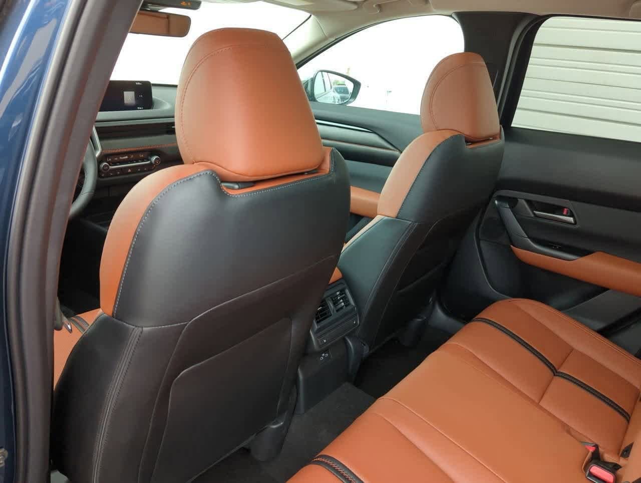 Thumbnail: 2025 Mazda CX-50 - 16