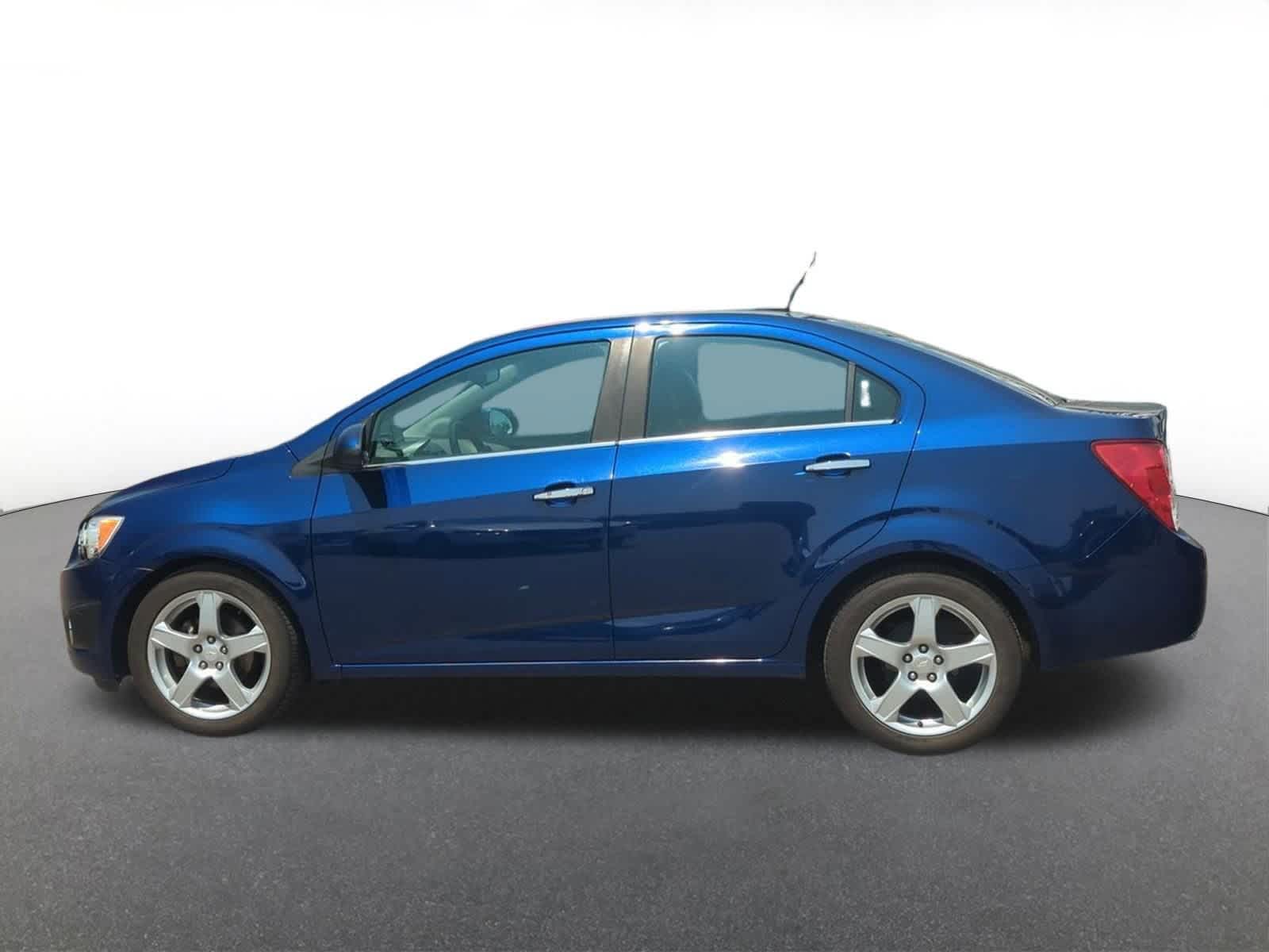 Thumbnail: 2012 Chevrolet Sonic - 3