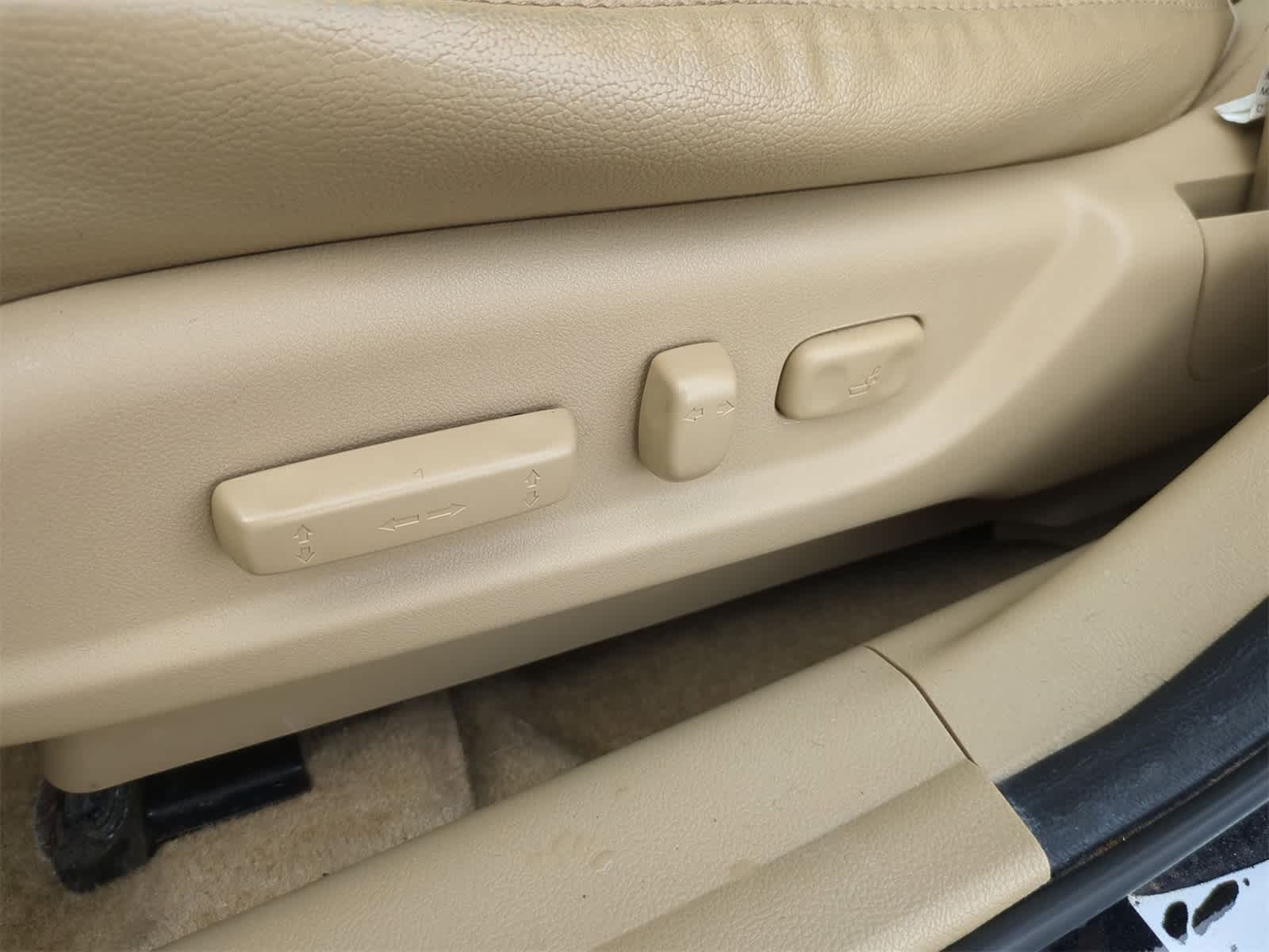 Thumbnail: 2012 Honda Accord - 16