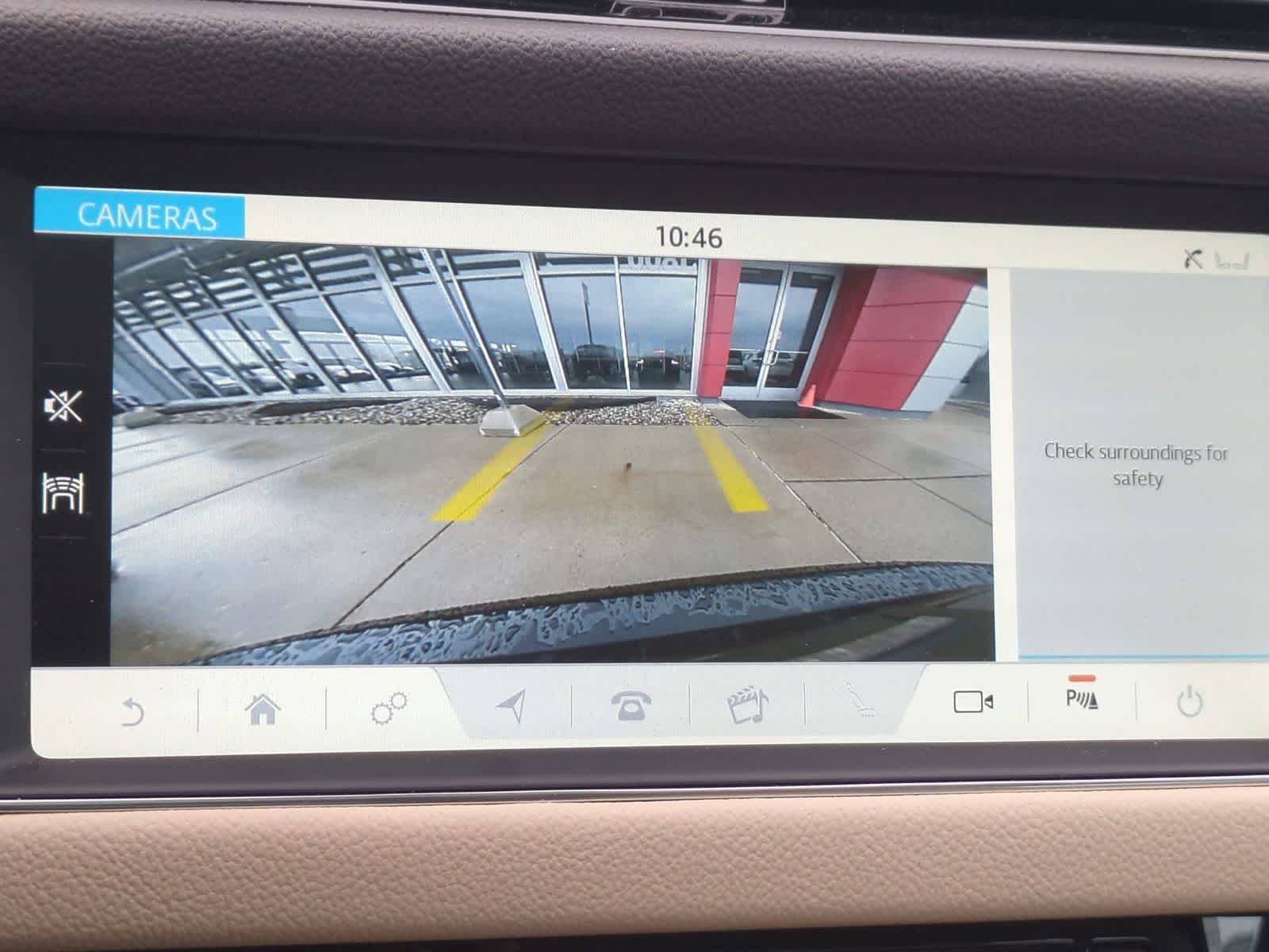 Thumbnail: 2020 Jaguar XF - 30