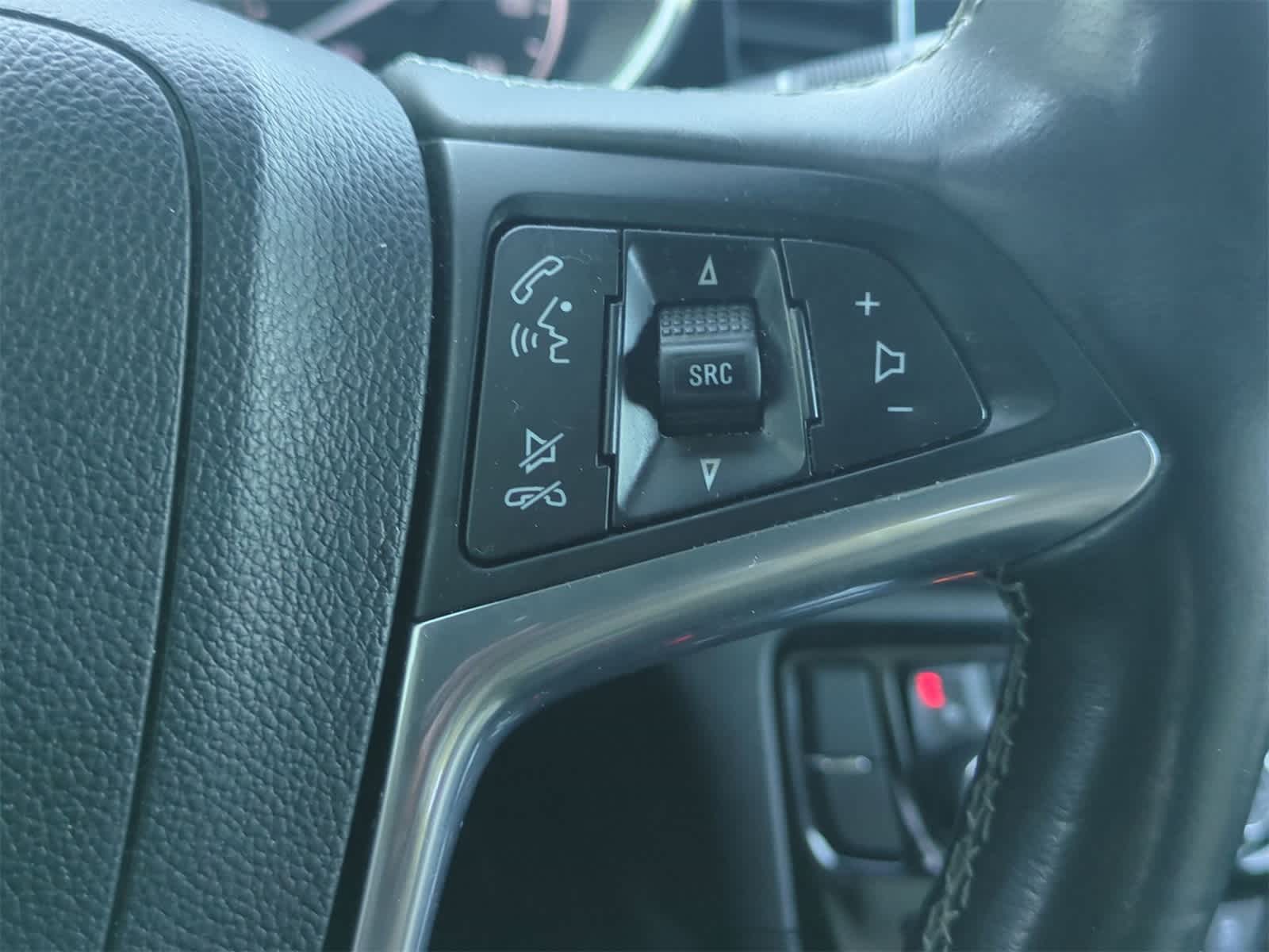 Thumbnail: 2017 Buick Encore - 23