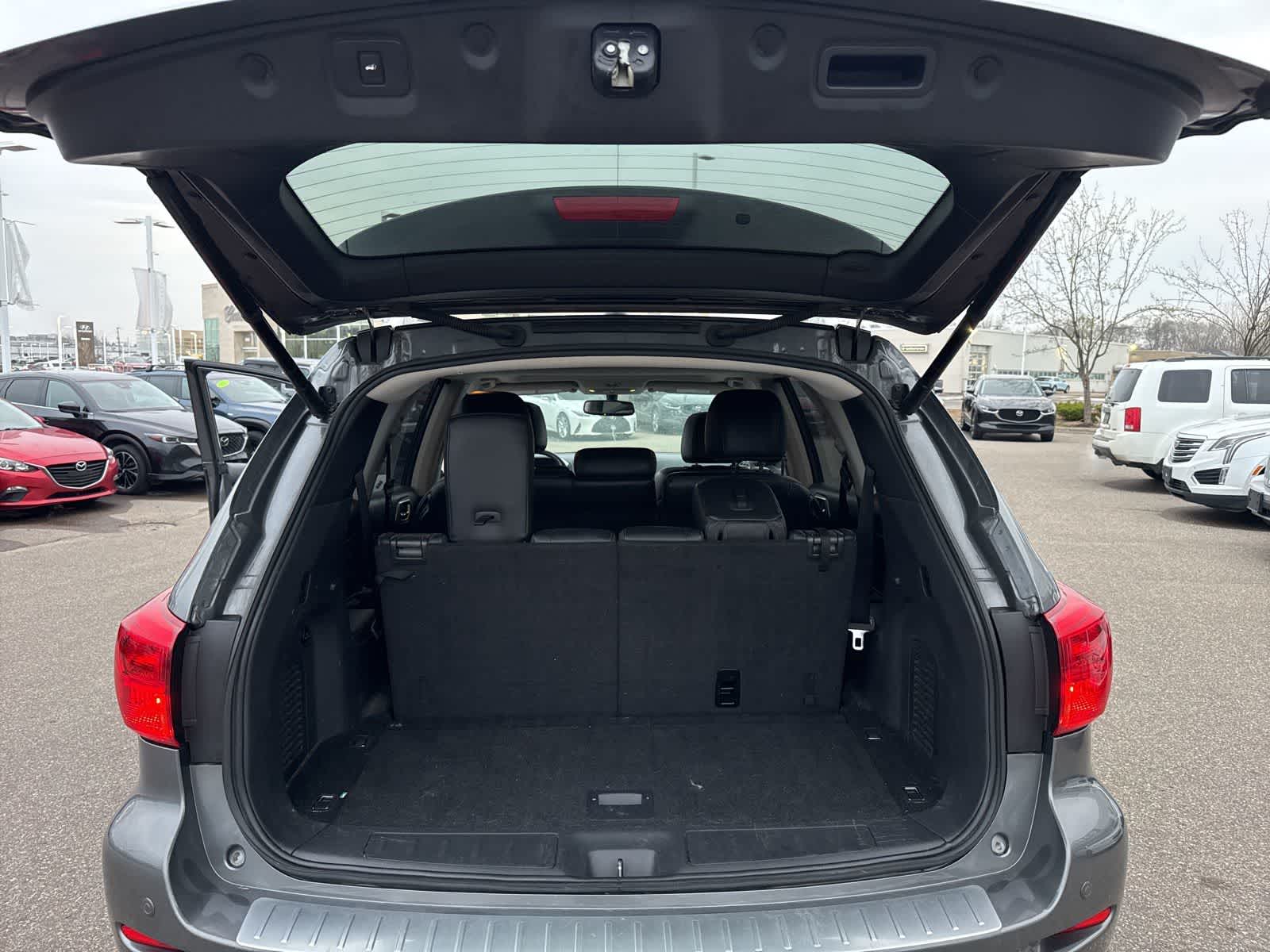 Thumbnail: 2018 Nissan Pathfinder - 23