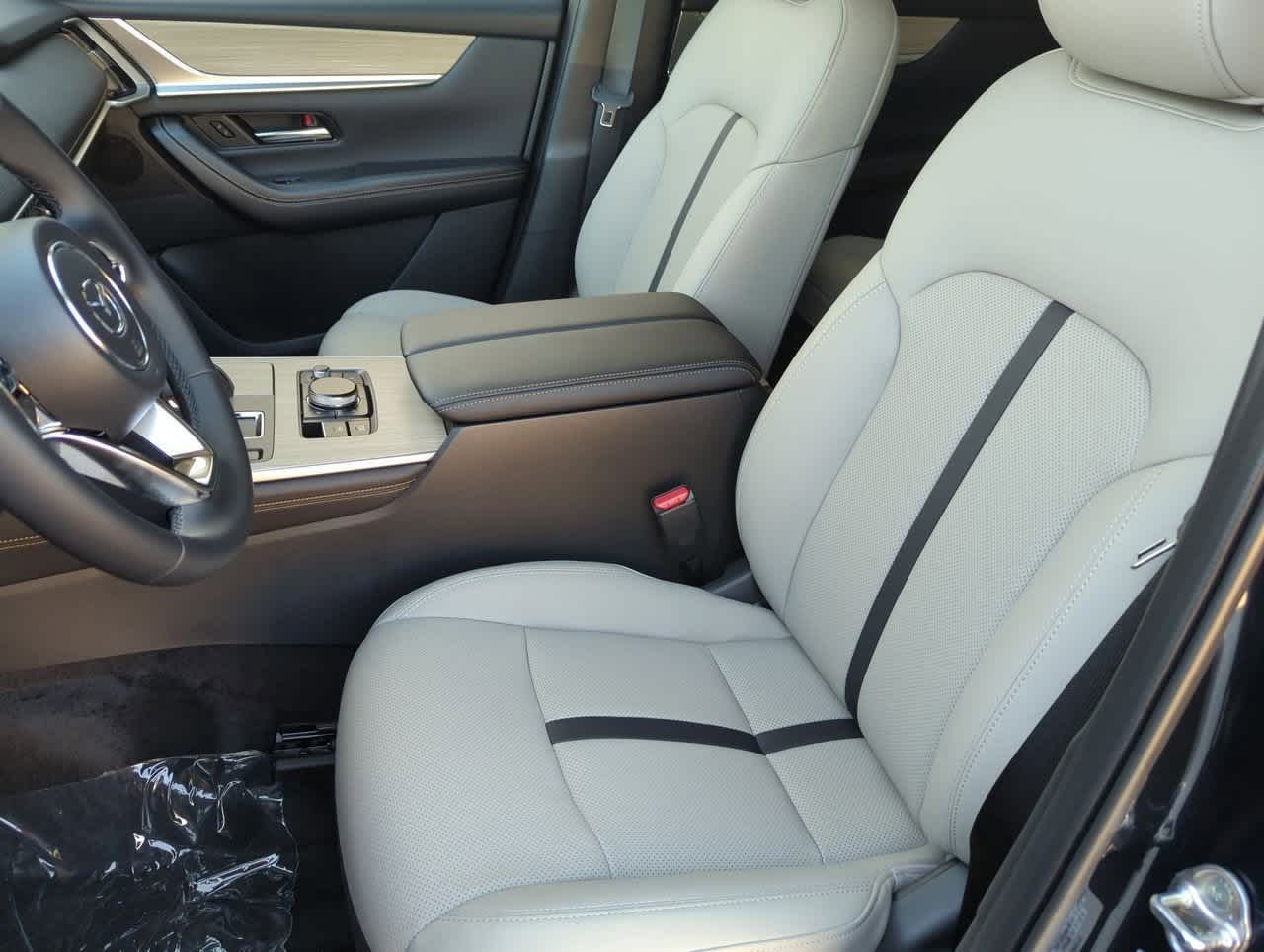 Thumbnail: 2025 Mazda CX-90 - 14